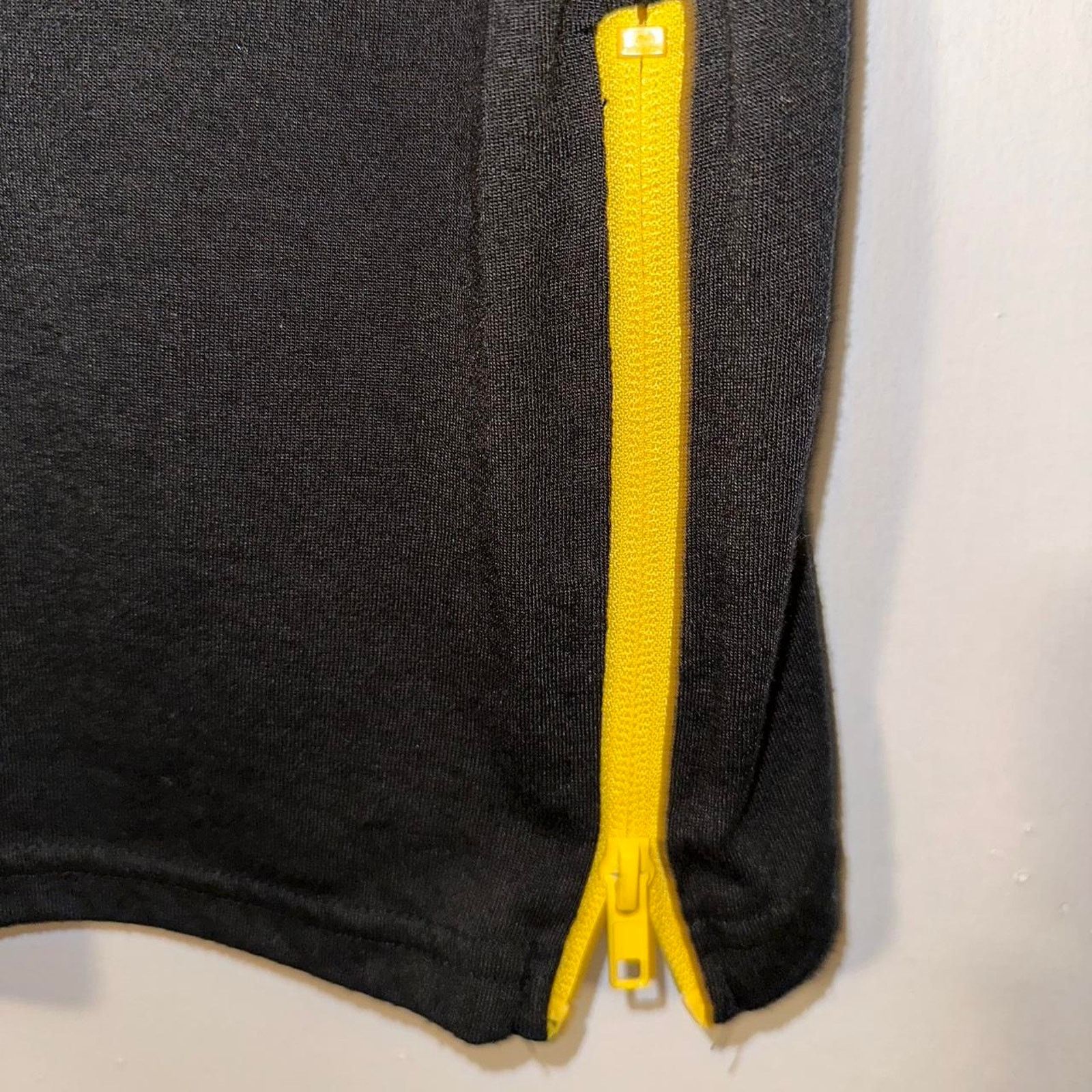 TRUKFIT Trukfit T Shirt Colorblock Zipper Detail Lil Wayne size XL Size US XL / EU 56 / 4 - 5 Thumbnail