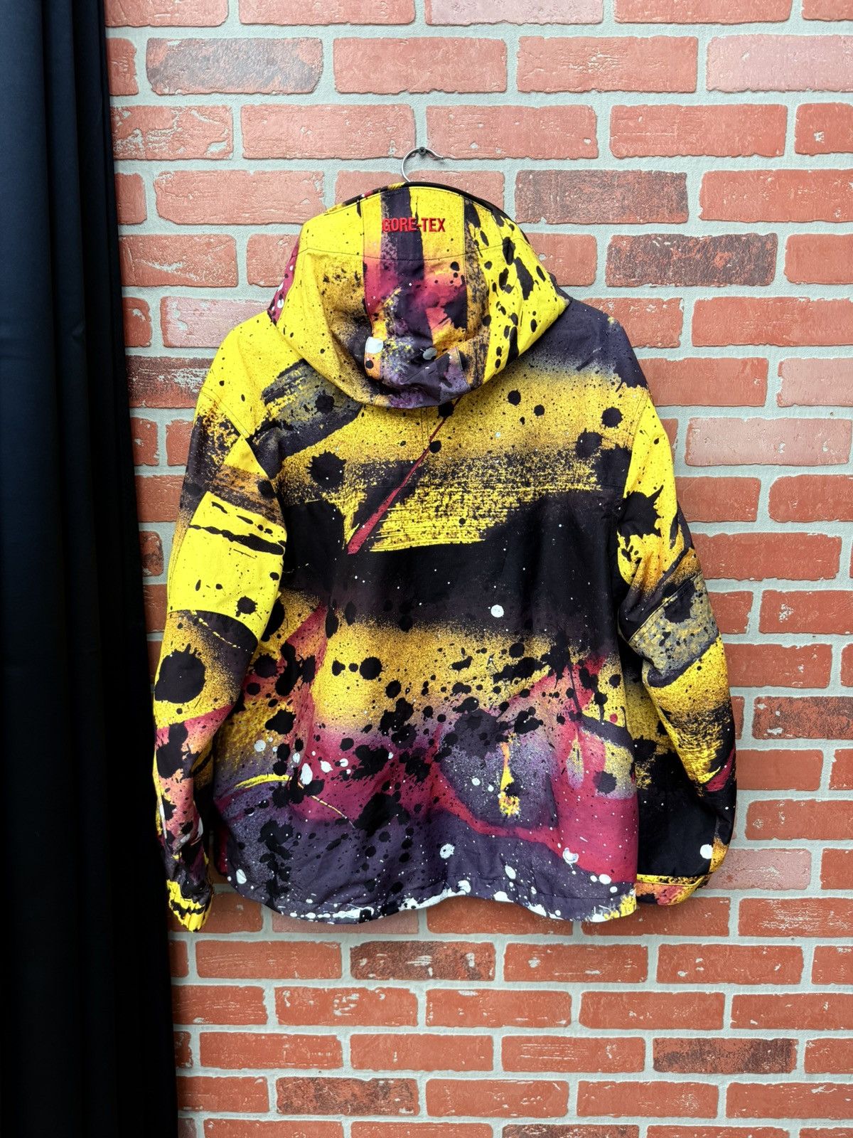Supreme Supreme GORE-TEX Anorak Rammellzee Yellow Size Medium Size US M / EU 48-50 / 2 - 5 Thumbnail