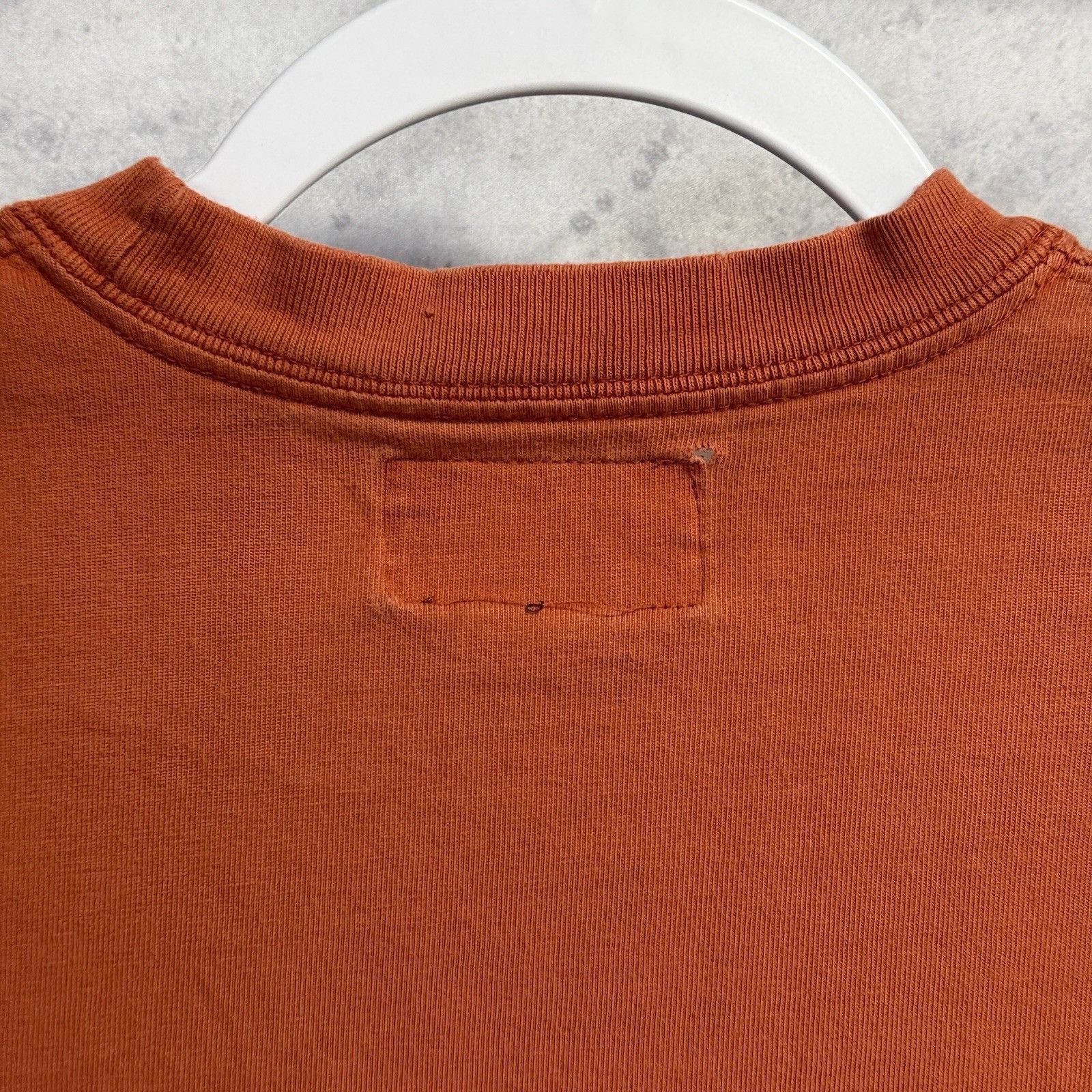 Abercrombie & Fitch Vintage Abercrombie & Fitch T Shirt Mens L/XL 22.5x28 Orange Size US L / EU 52-54 / 3 - 8 Thumbnail