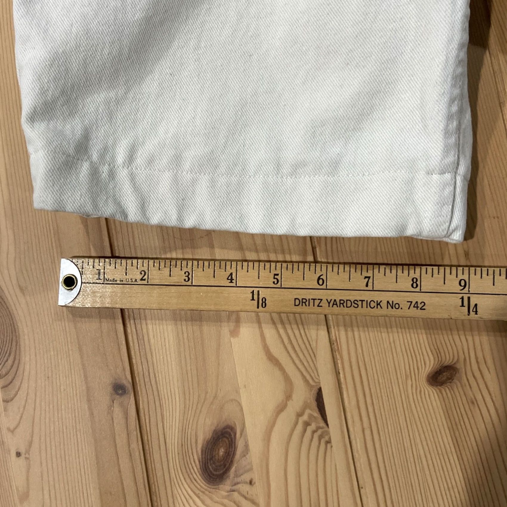 J.Crew VINTAGE J.CREW Shorts Mens 34/30 Button Fly Made in Vietnam White Chino Pocket Zipper Stretch Easy Care Size US 34 / EU 50 - 5 Thumbnail