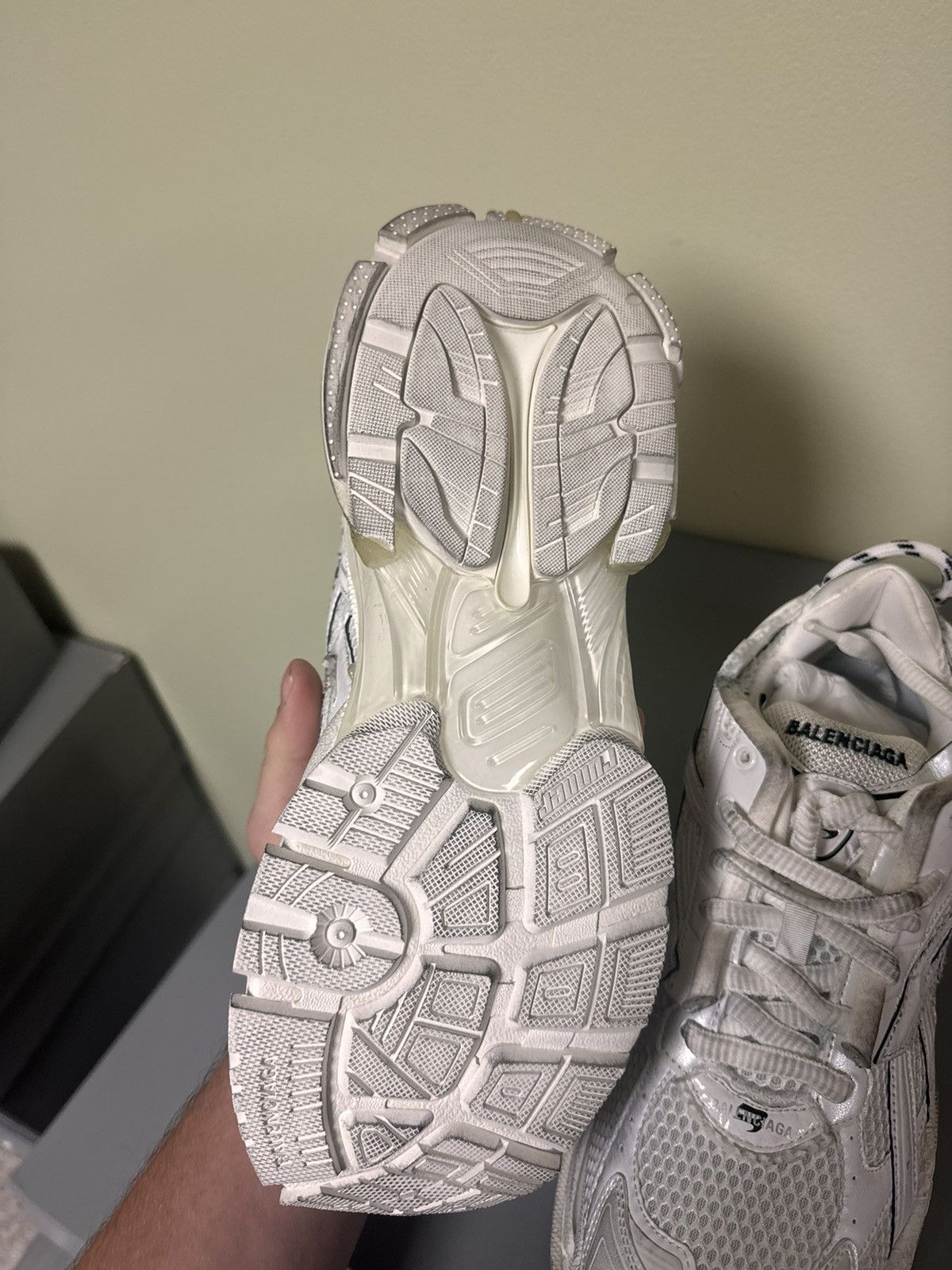 Balenciaga Balenciaga White Runner 41 Size US 8 / EU 41 - 5 Thumbnail
