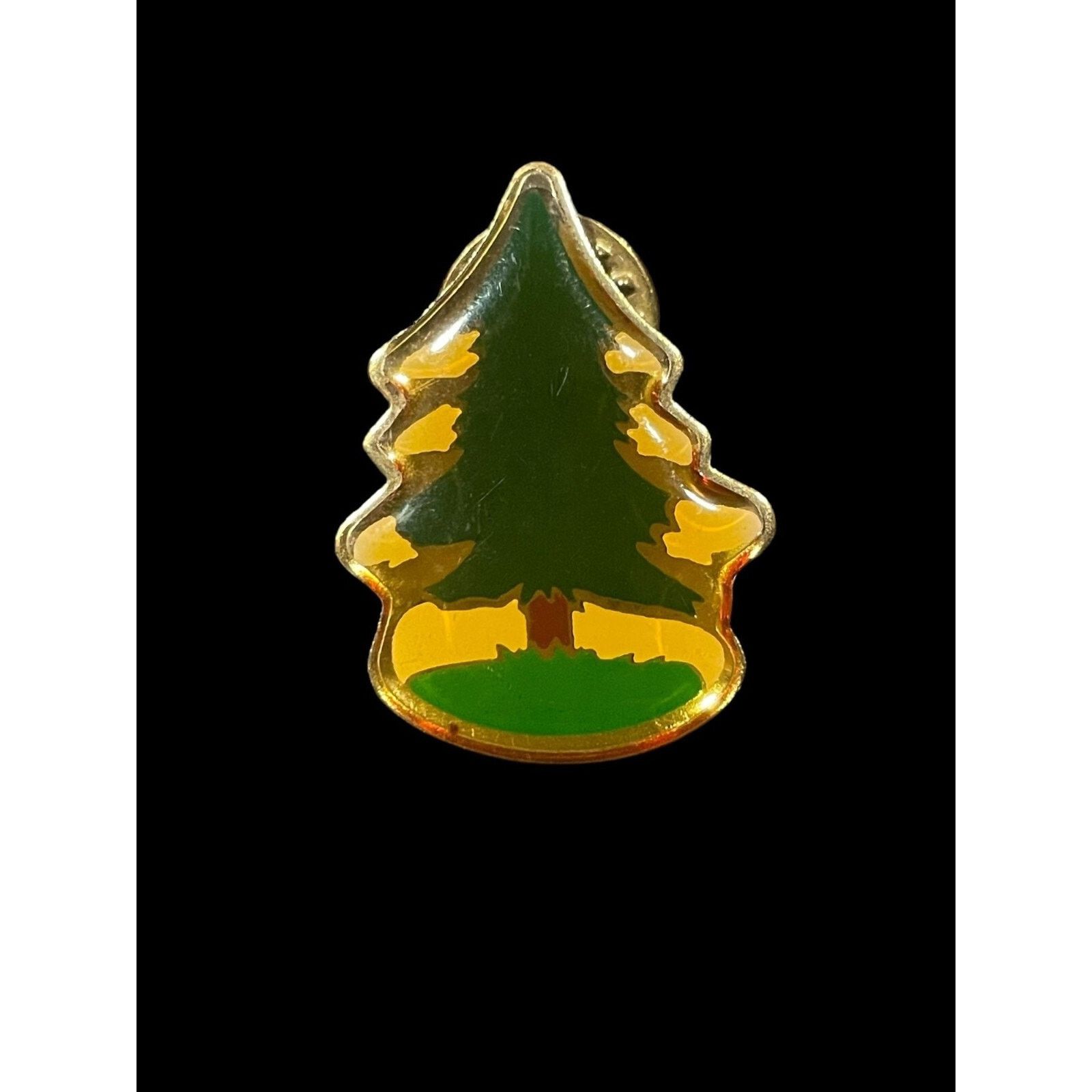 Other Vintage Christmas Spruce Tree Enamel Brooch Pin Size ONE SIZE - 2 Thumbnail