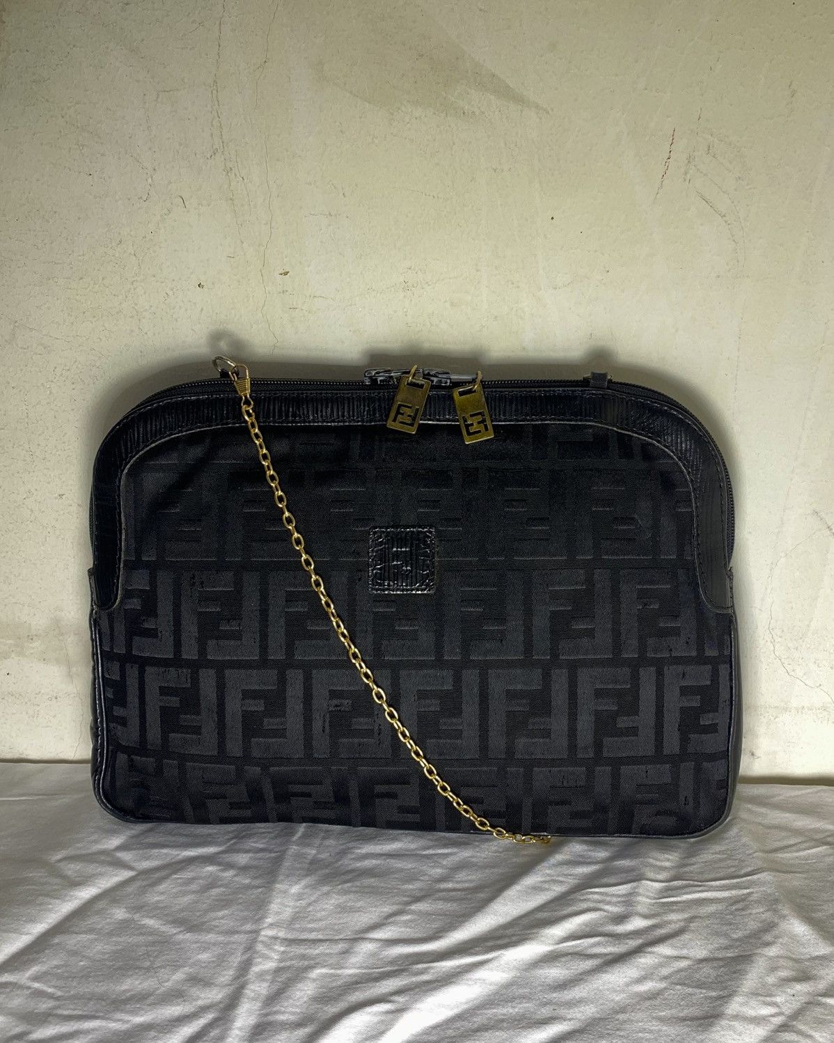 Fendi vintage Fendi handbag in the iconic Zucca pattern Size ONE SIZE - 2 Thumbnail