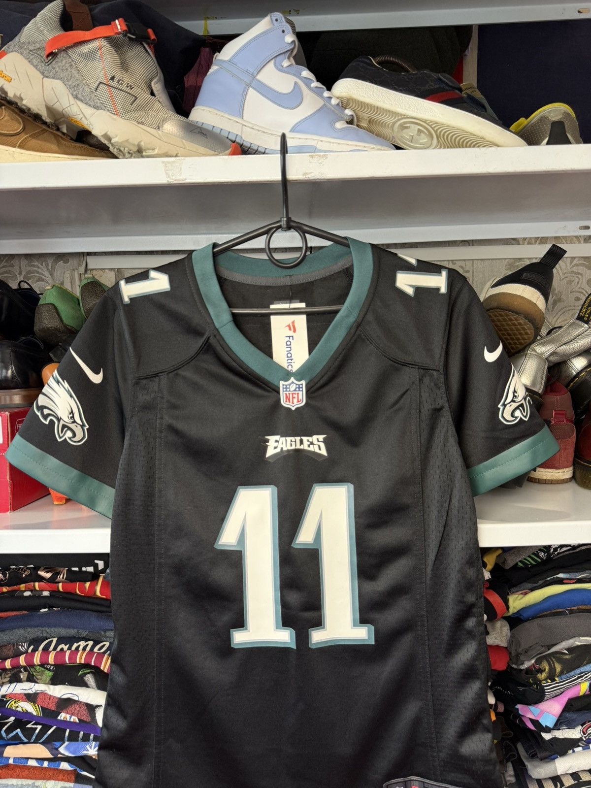 NFL Nike Eagles Carson Wentz #11 Football Jersey WOMEN MEDIUM Size M / US 6-8 / IT 42-44 - 19 Thumbnail