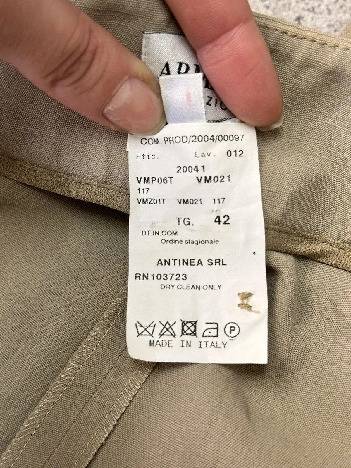 Armani Vintage Armani Beige Linen Two-Piece Minimalist Japan Style Size 28" / US 6 / IT 42 - 13 Thumbnail