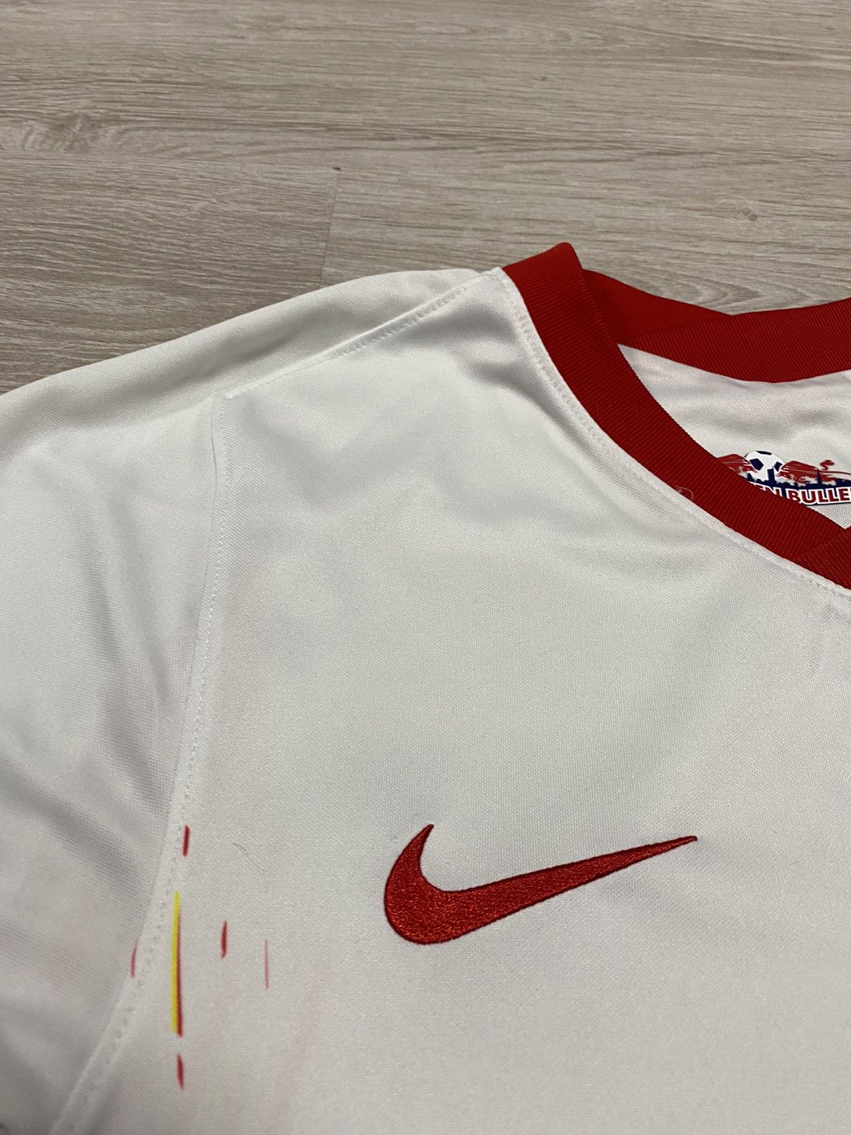 Nike RED BULL LEIPZIG 2020 2021 HOME FOOTBALL SOCCER JERSEY NIKE Size US S / EU 44-46 / 1 - 4 Thumbnail