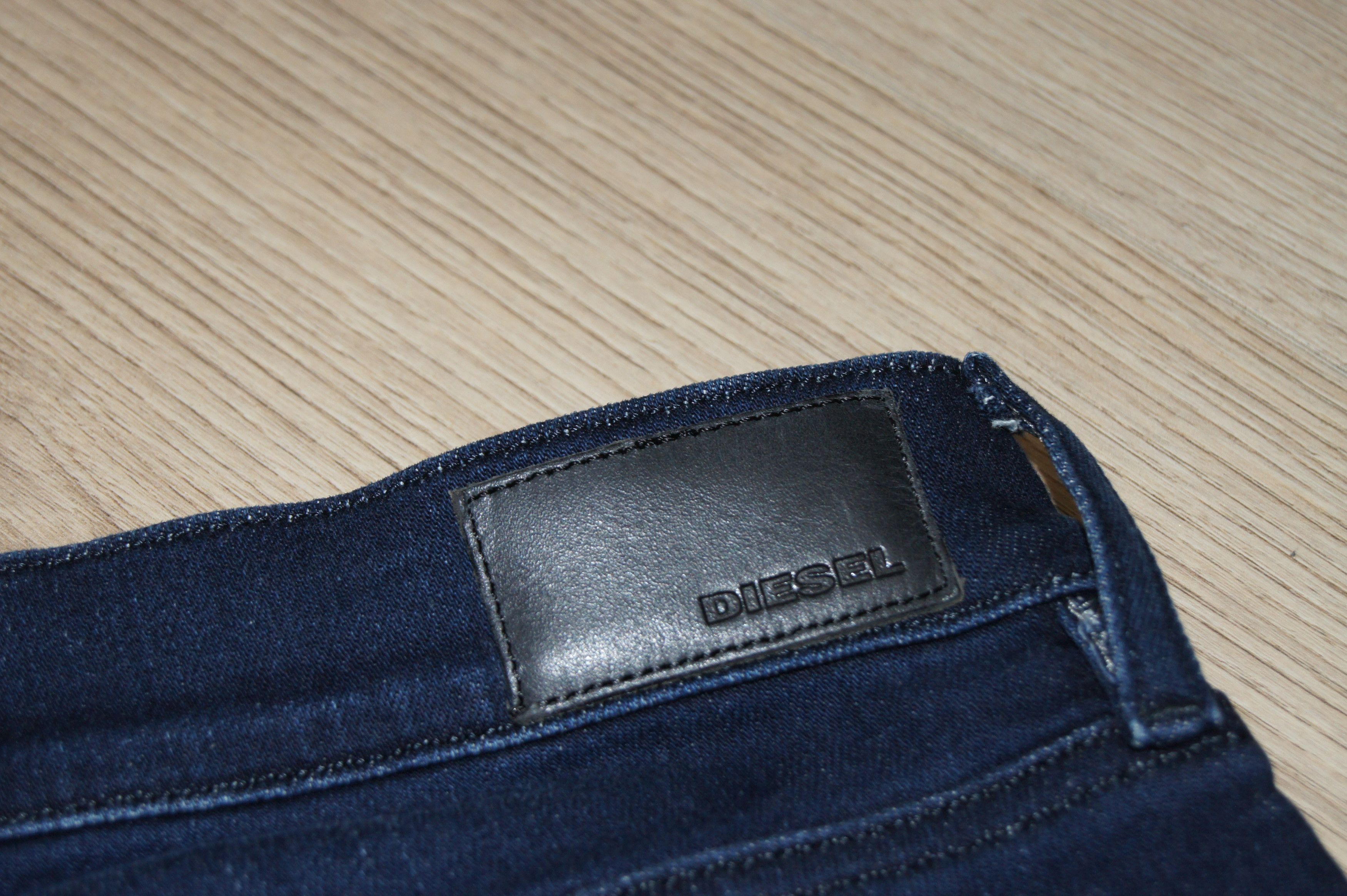 Designer × Diesel Unique Diesel GRUPEE-RS Women's Jeans in Size W27 y2k drip Size 27" / US 4 / IT 40 - 10 Thumbnail