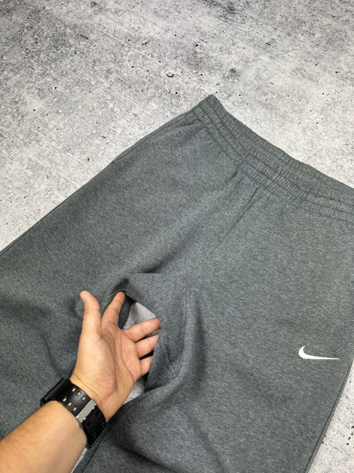 Nike × Vintage Vintage Nike Y2K Style Grey Wide Leg Loose Sweatpants Pants Size US 30 / EU 46 - 7 Thumbnail