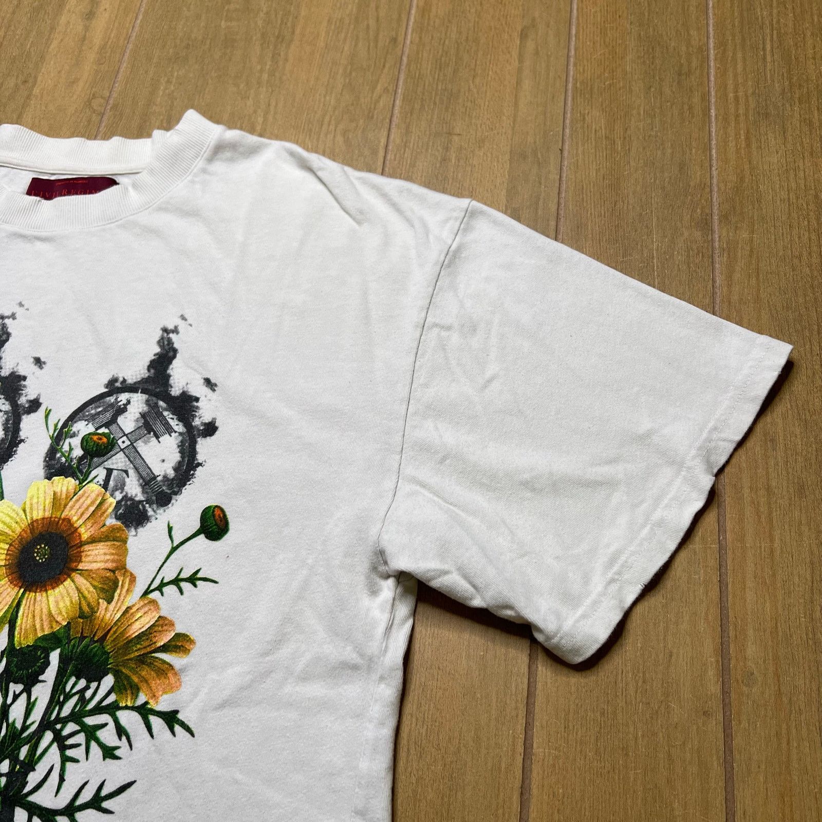 Civil Regime Civil Regime Floral Graphic T Shirt Mens L Streetwear Y2K Size US L / EU 52-54 / 3 - 10 Thumbnail