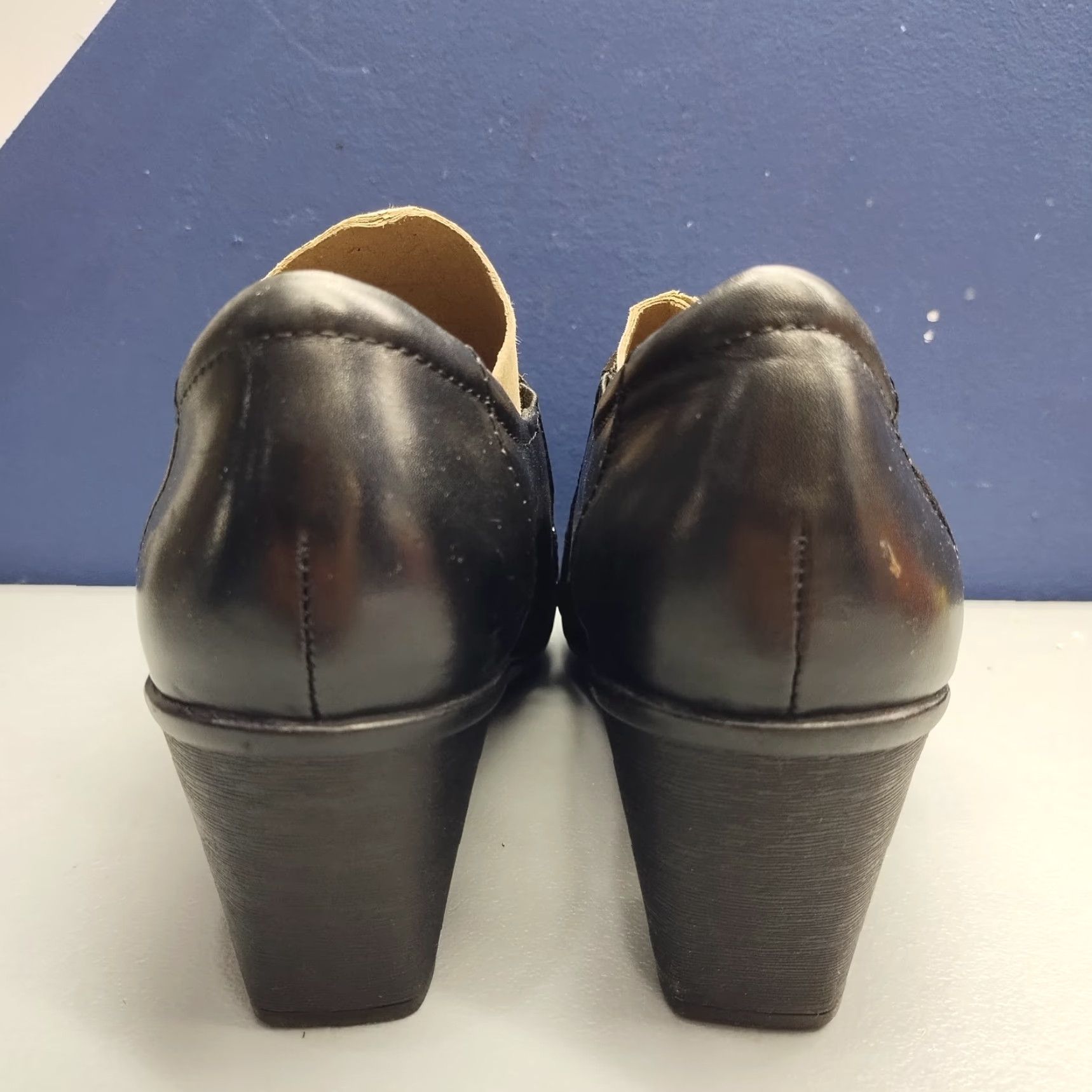 Vintage Earth Boots McLean Bootie Womens Size 7 Black Leather Slip On Block Heel Shoes Size US 7 / IT 37 - 3 Thumbnail