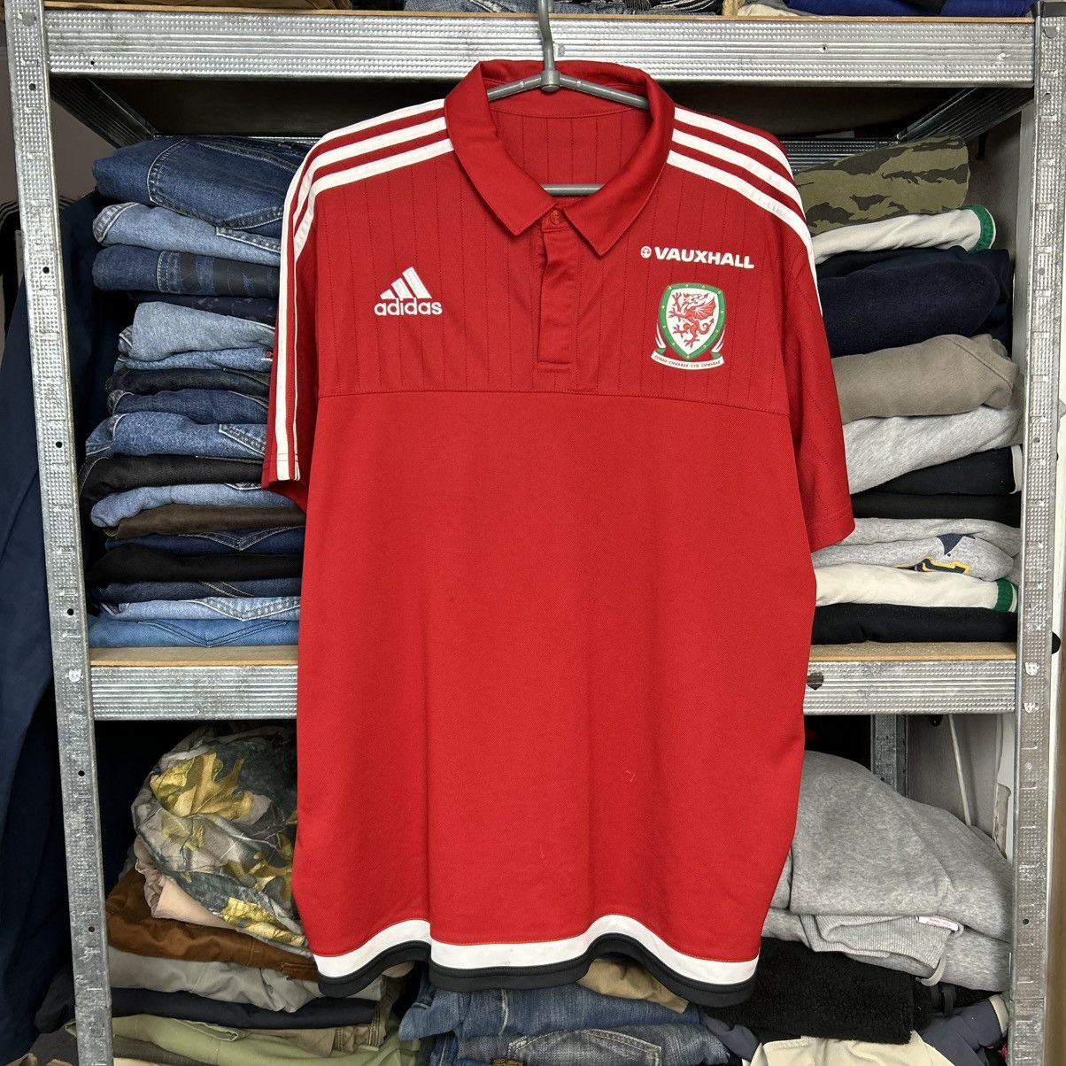 Adidas Mens Adidas Wales Training soccer polk size XL Size US XL / EU 56 / 4 - 1 Thumbnail