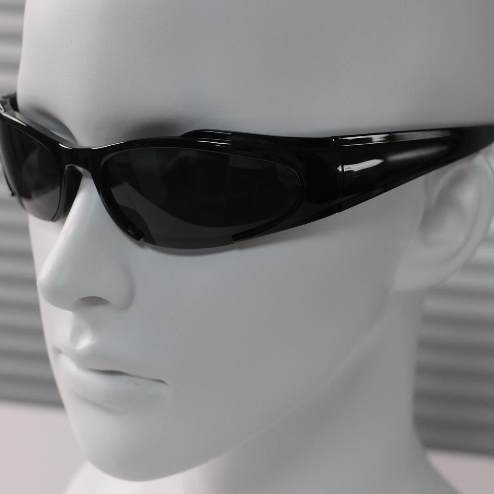 Japanese Brand Y2k Avant Garde Futuristic Cat Eye Black Sunglasses Unisex Size ONE SIZE - 6 Thumbnail