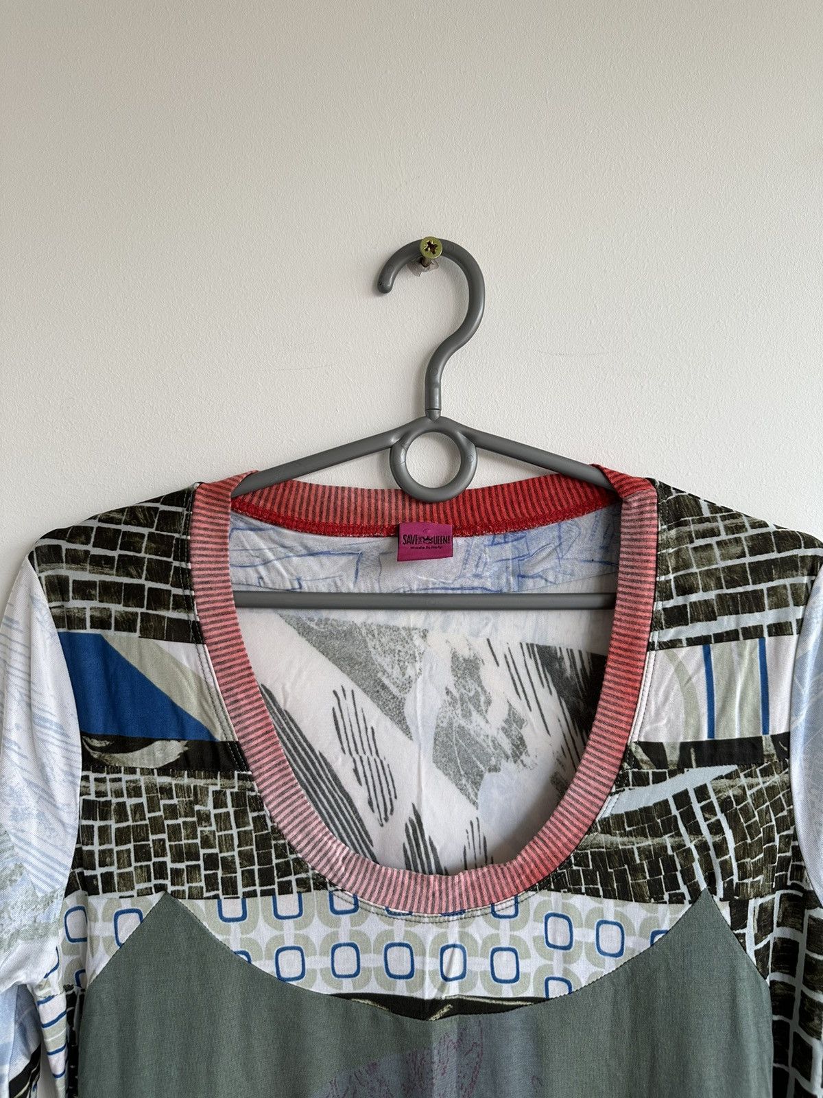 Vintage Save the Queen Short Sleeve Blouse Top Abstract Print Size L Size L / US 10 / IT 46 - 7 Thumbnail