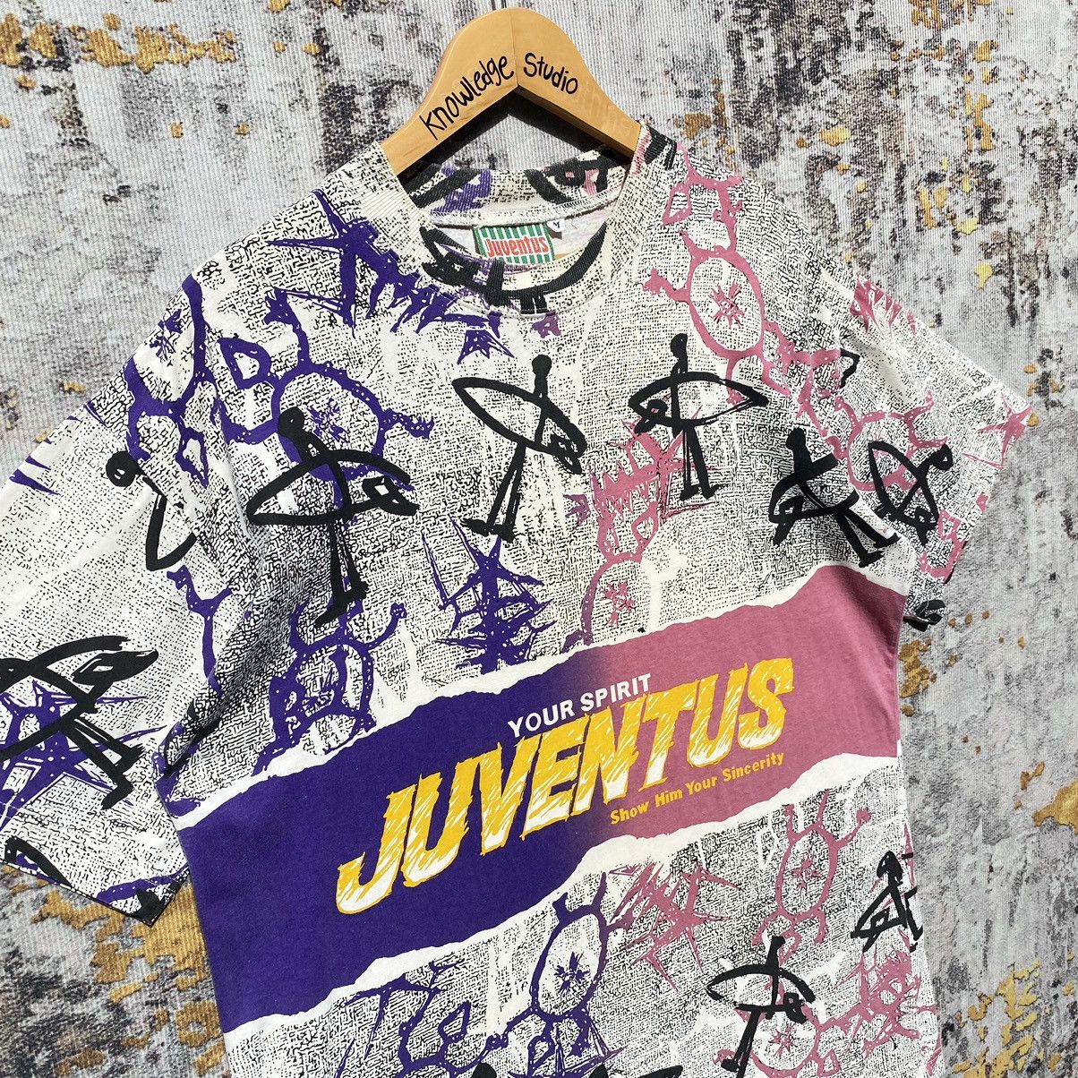 Vintage Vintage Juventus Over Print Shirt Juventus Size US M / EU 48-50 / 2 - 5 Thumbnail
