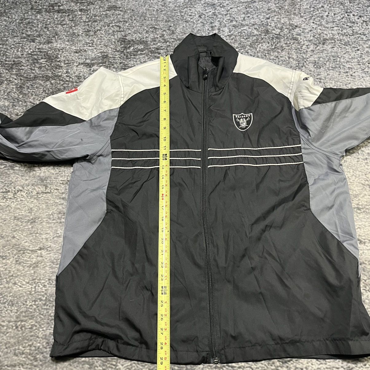 NFL VINTAGE OAKLAND RAIDERS FULL ZIP WINDBREAKER JACKET LARGE Size US L / EU 52-54 / 3 - 10 Thumbnail