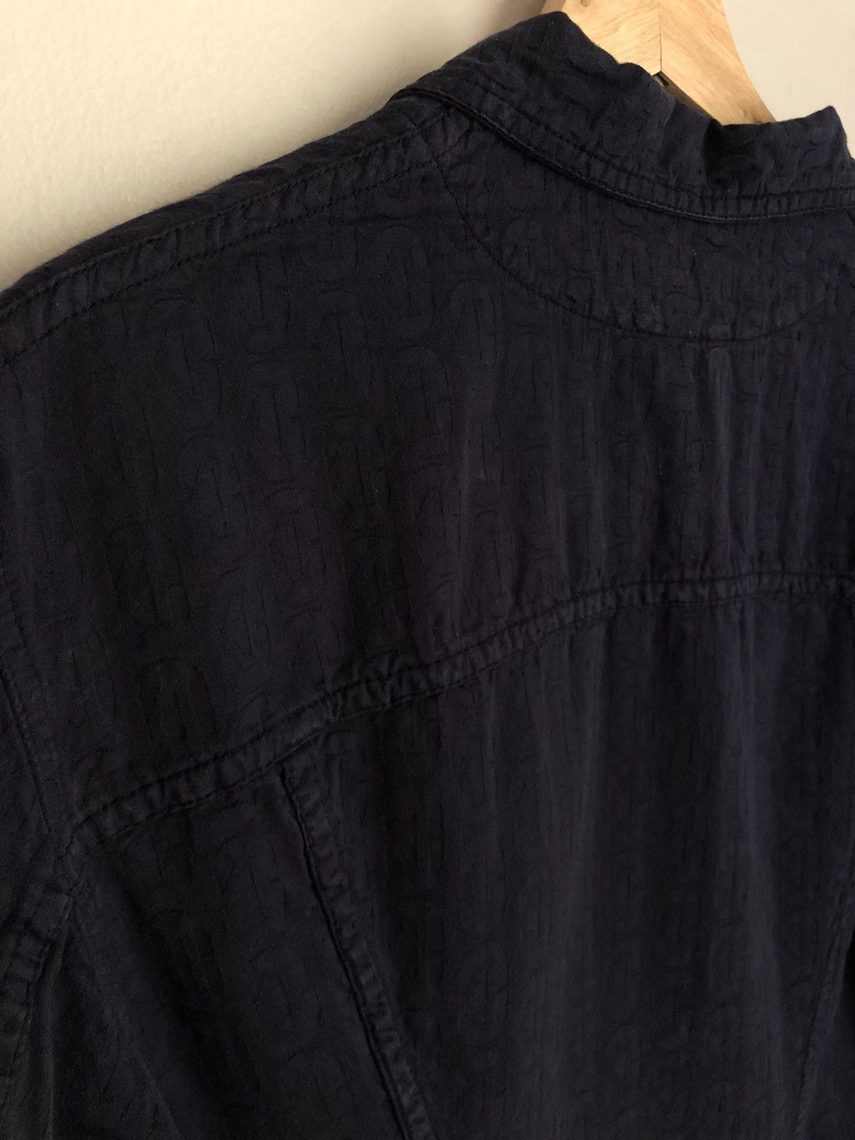 Katharine Hamnett London Vintage Katharine Hamnett Textured Logo Denim Jacket Size US S / EU 44-46 / 1 - 11 Thumbnail