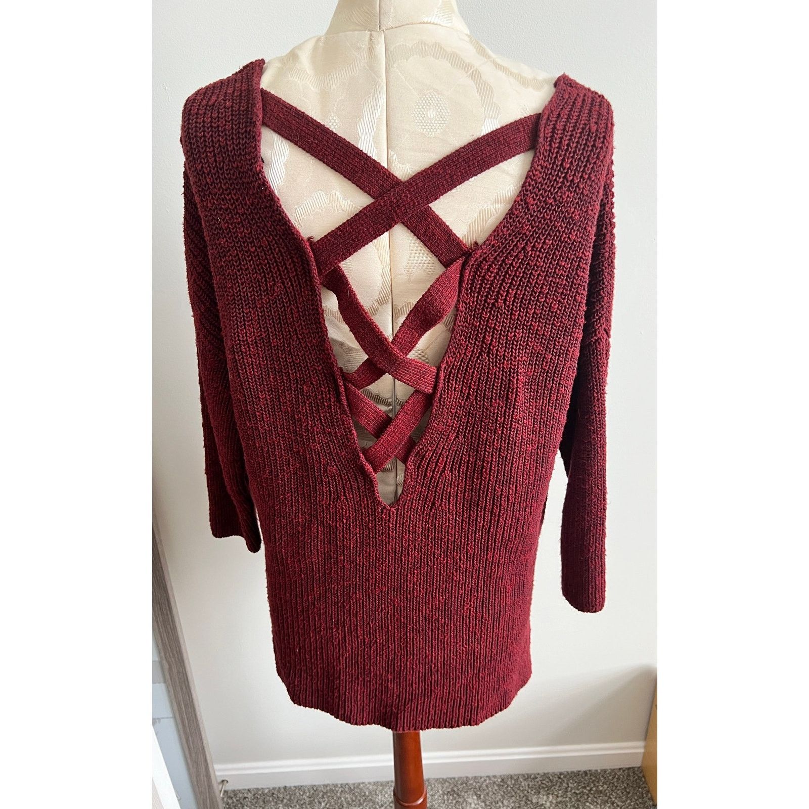 Express Express Women’s Crossover Back Burgundy Knit Sweater Small Size S / US 4 / IT 40 - 4 Thumbnail
