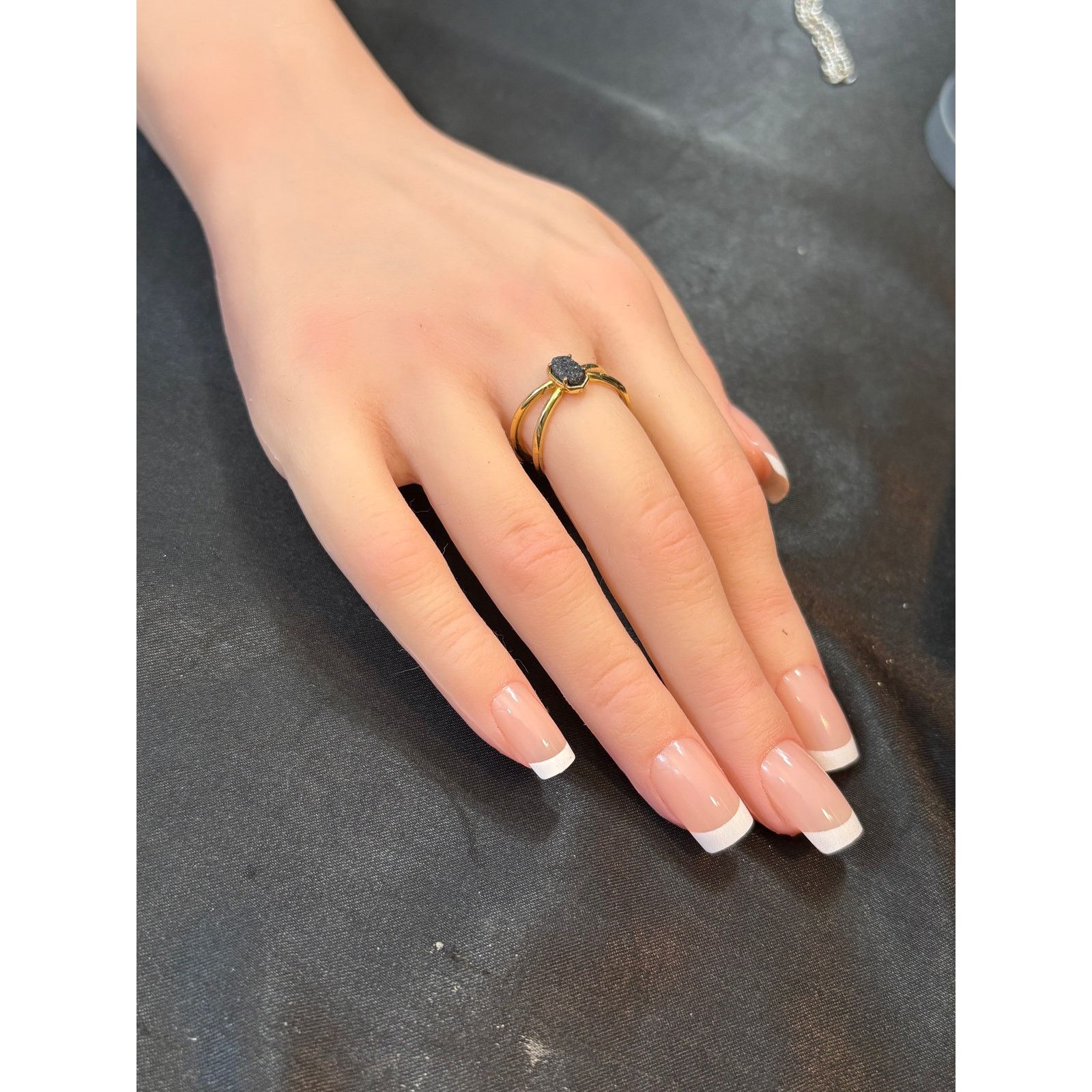 Kendra Scott Kendra Scott Gold-Tone Crossover Ring Size 7 Size ONE SIZE - 4 Thumbnail
