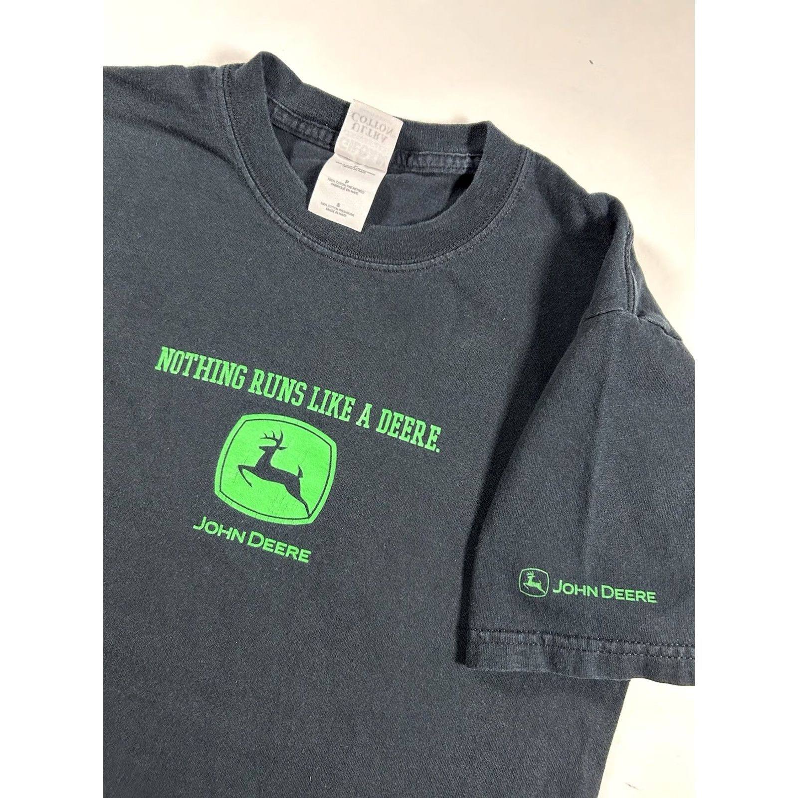 John Deere VINTAGE John Deere Shirt Small Green 2000s Y2K Farming Tractor Unisex Adults Size US S / EU 44-46 / 1 - 2 Thumbnail