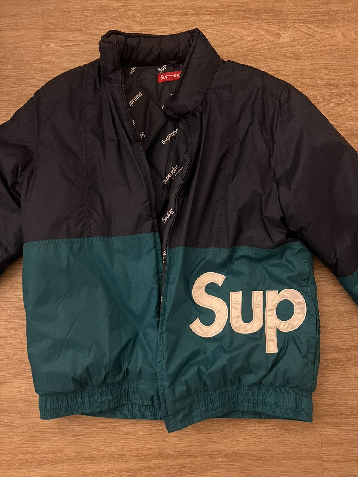 Supreme winter parka size M