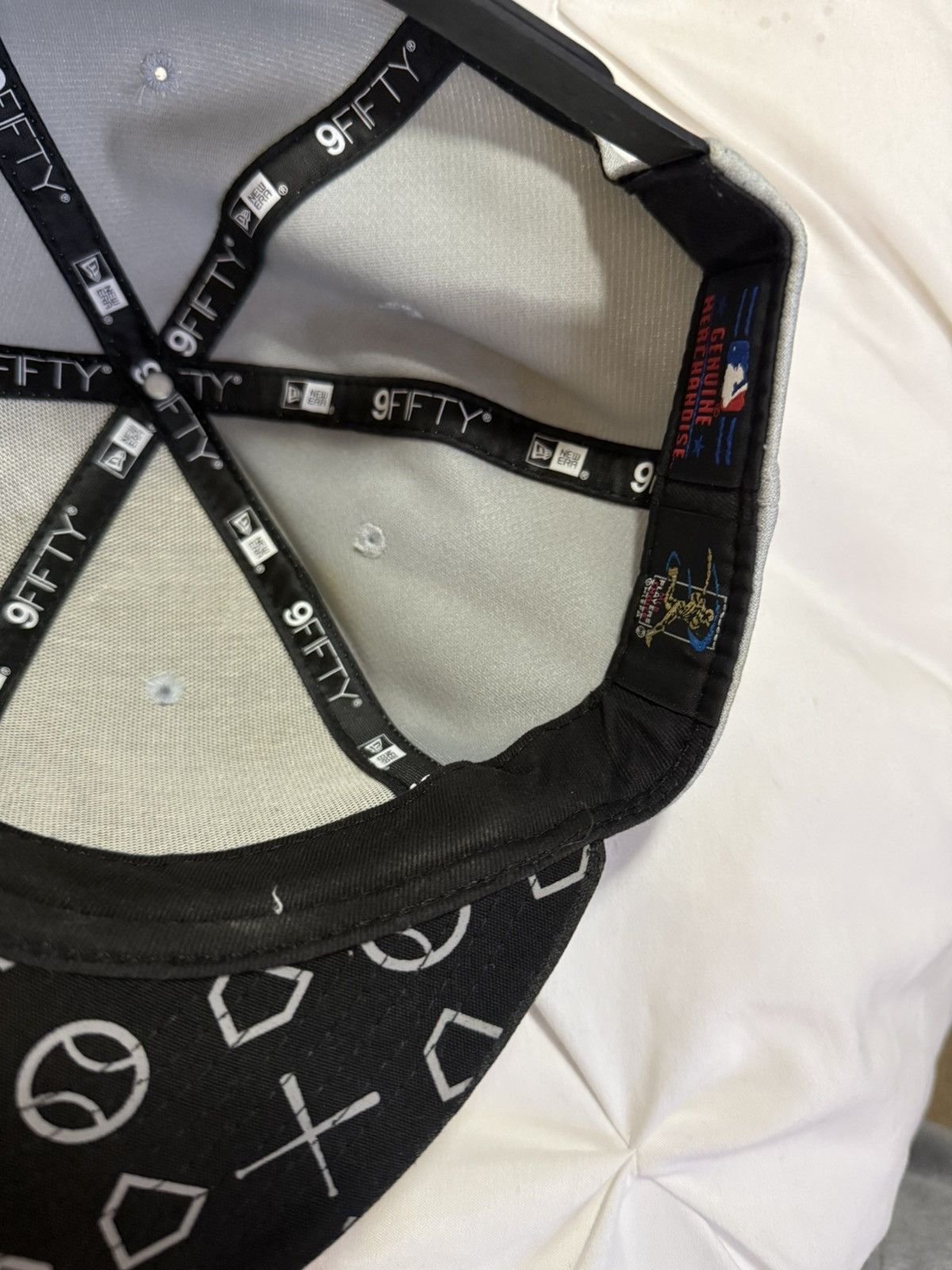 Playstation New Era 9Fifty Snapback Size 42 - 2 Thumbnail