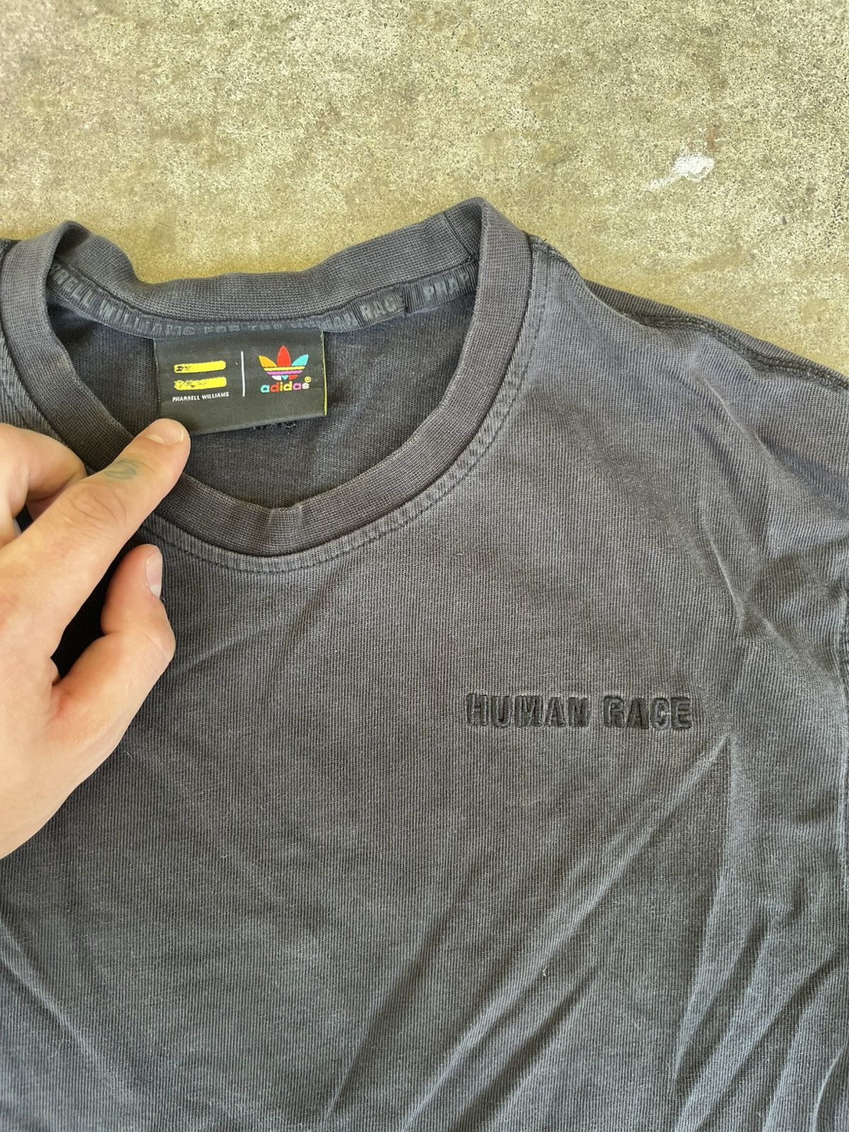 Adidas × Pharrell Humanrace Tee Size US M / EU 48-50 / 2 - 2 Thumbnail