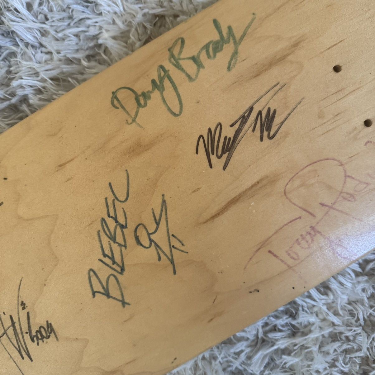 Matix 2009 Matix skateboards signed skateboard Size ONE SIZE - 4 Thumbnail