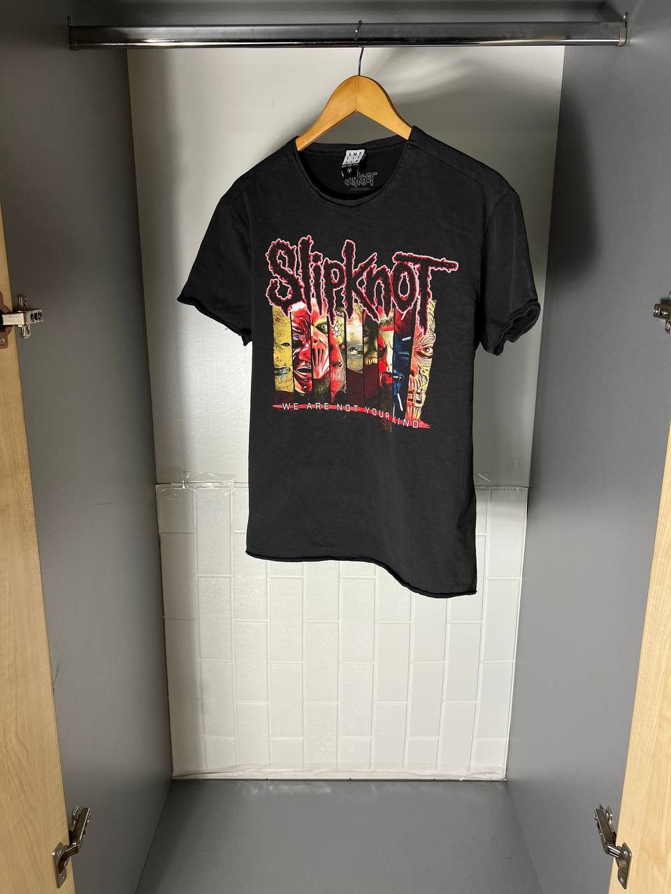 Band Tees VINTAGE SLIPKNOT WORLD TOUR ROCK T-SHIRT METAL PUNK Y2K 90s Size US M / EU 48-50 / 2 - 3 Thumbnail