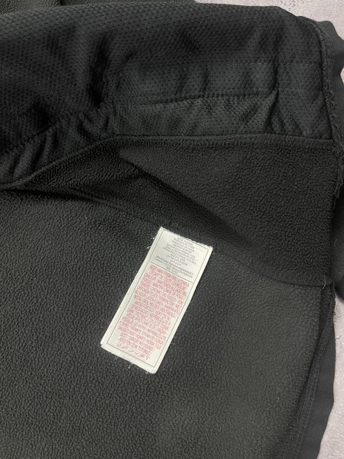 Nike Vintage Nike ACG Fleece Zip Jacket Rare 90s Y2K Size US L / EU 52-54 / 3 - 10 Thumbnail