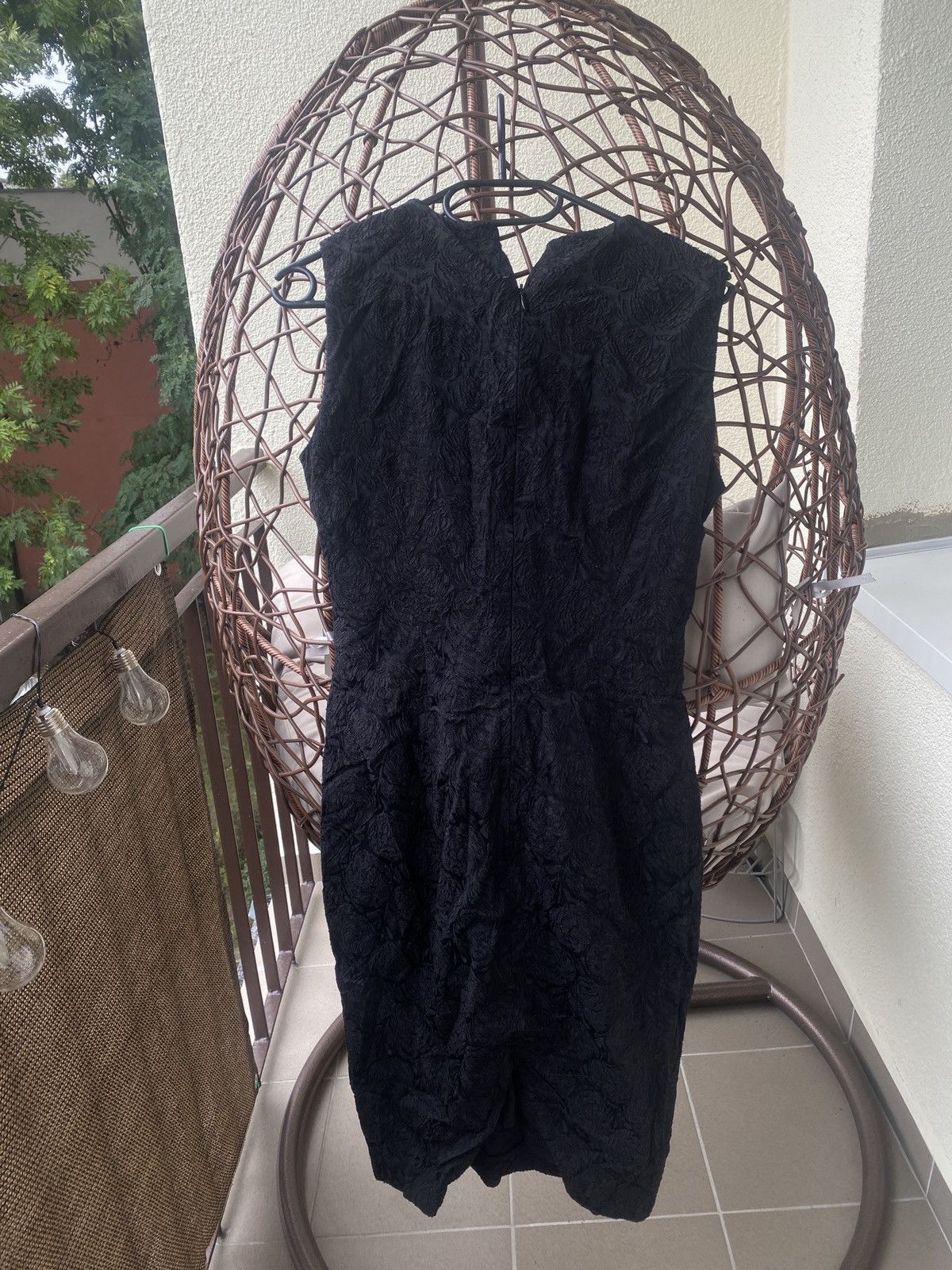 Celine Luxury vintage silk celine with rose motive dresses Size S / US 4 / IT 40 - 16 Thumbnail