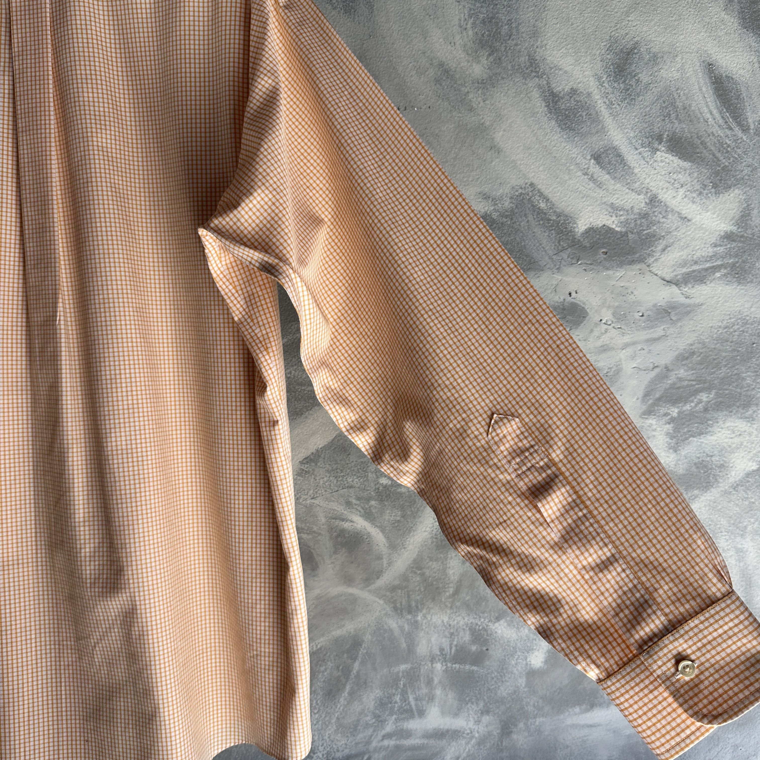 Brooks Brothers Brooks Brothers Button Down Shirt 16-35 Large Peach Gingham Size US L / EU 52-54 / 3 - 7 Thumbnail