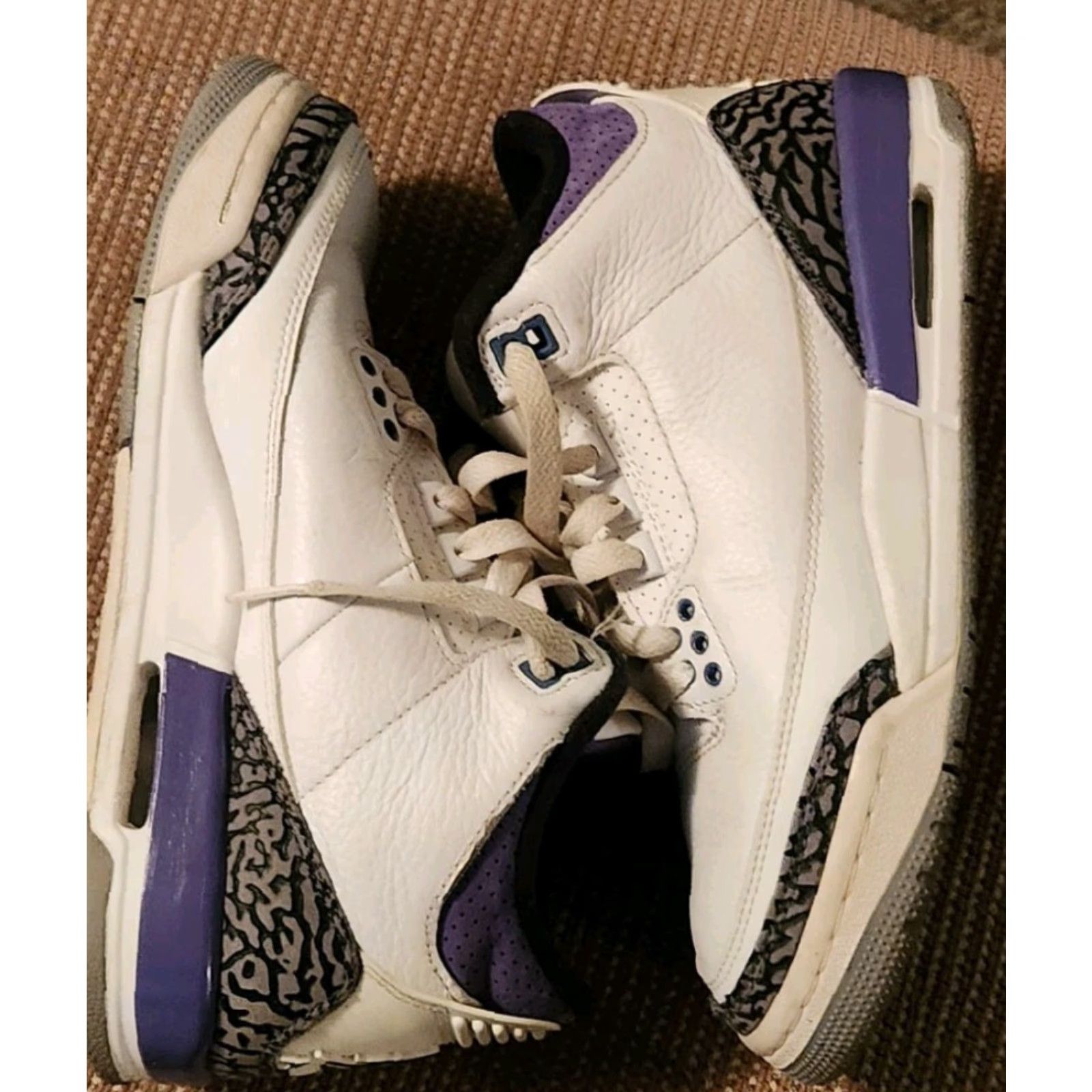 Jordan Brand Air Jordan 3 Retro (GS) Sz 5y Dm0967-105 Sneaker Basketball School Walking Size US 5 / EU 37 - 2 Thumbnail