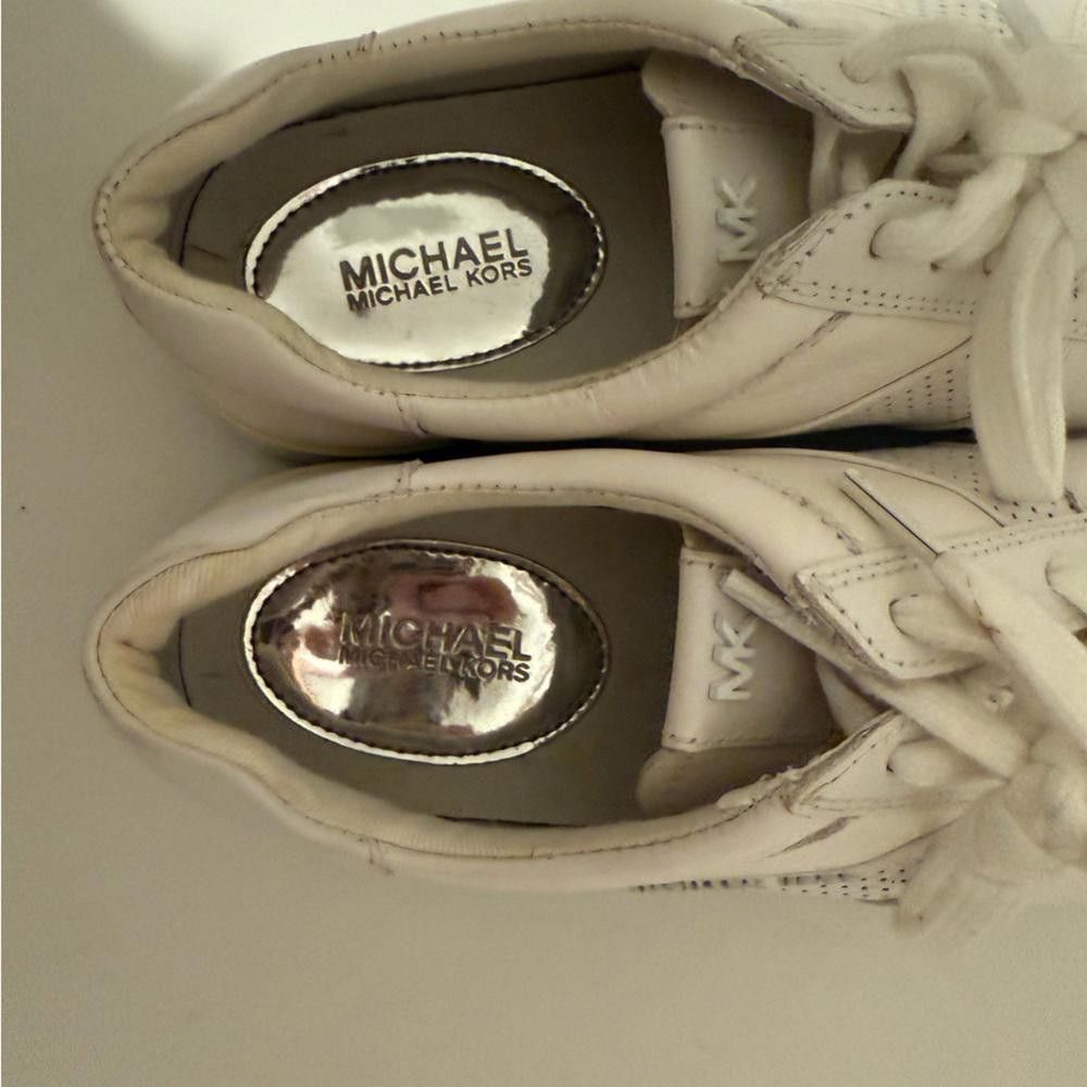 Michael Kors MICHAEL Michael Kors Allie Sneakers Leather White Gray 7.5 Size US 7.5 / IT 37.5 - 9 Thumbnail