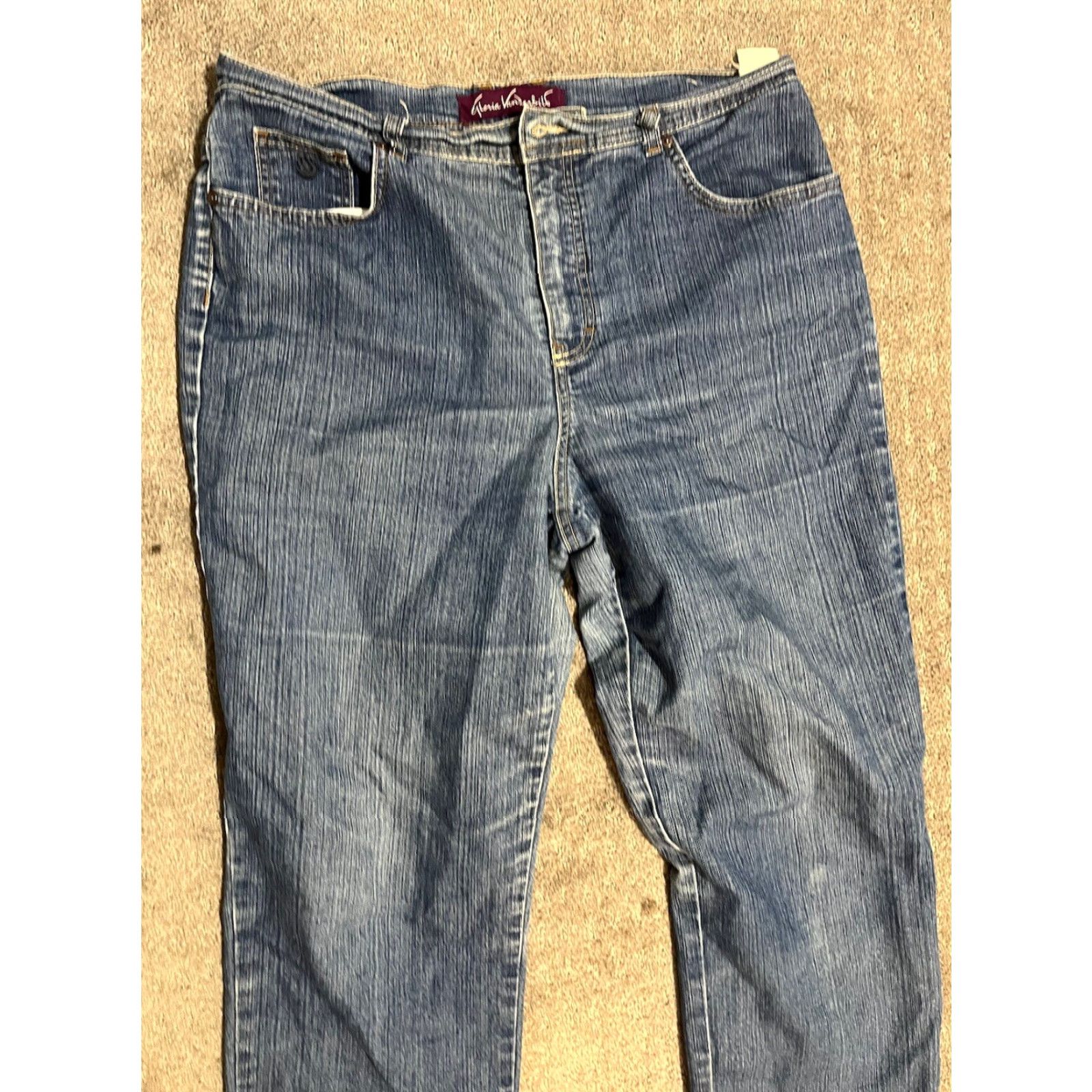 Gloria Vanderbilt Gloria Vanderbilt Jeans Womens 12 Blue Amanda Distresse Straight Denim Jean Ladies 12 Size 34" / US 12 / IT 48 - 2 Thumbnail