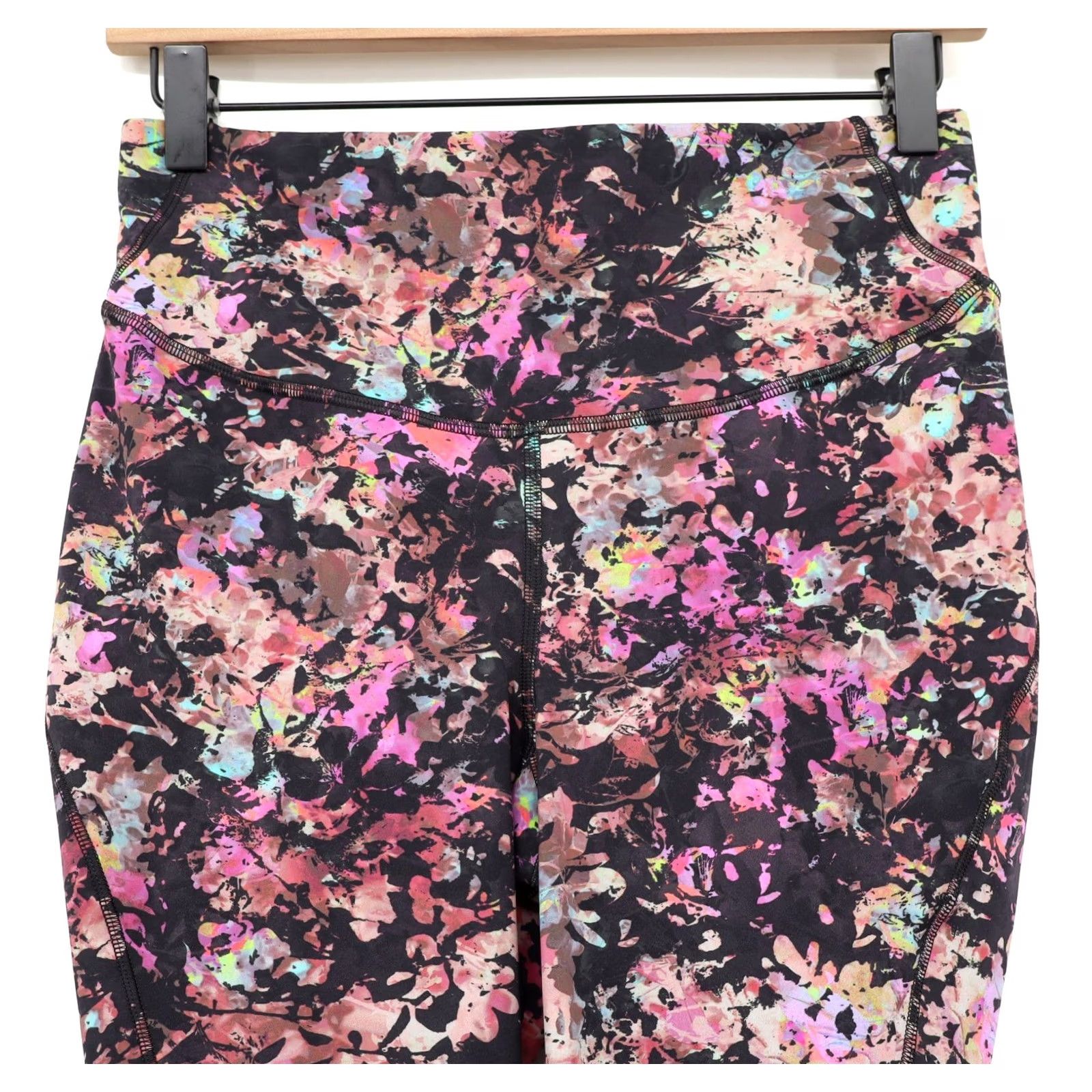 Lululemon Lululemon Women's Base Pace High Rise Crop 23" Stencil Blossom Red Multi Sz 8 Size ONE SIZE - 3 Thumbnail