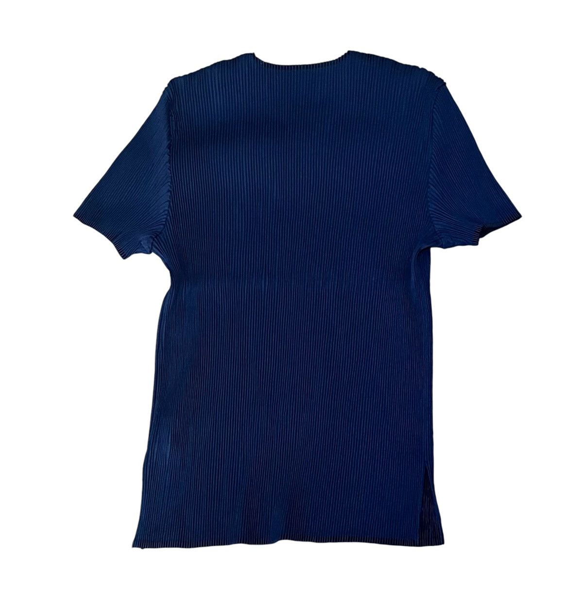 Homme Plisse Issey Miyake *FINAL DROP* TAX FREE 🇺🇸 issey miyake fete pleats blue tee Size S / US 4 / IT 40 - 5 Thumbnail