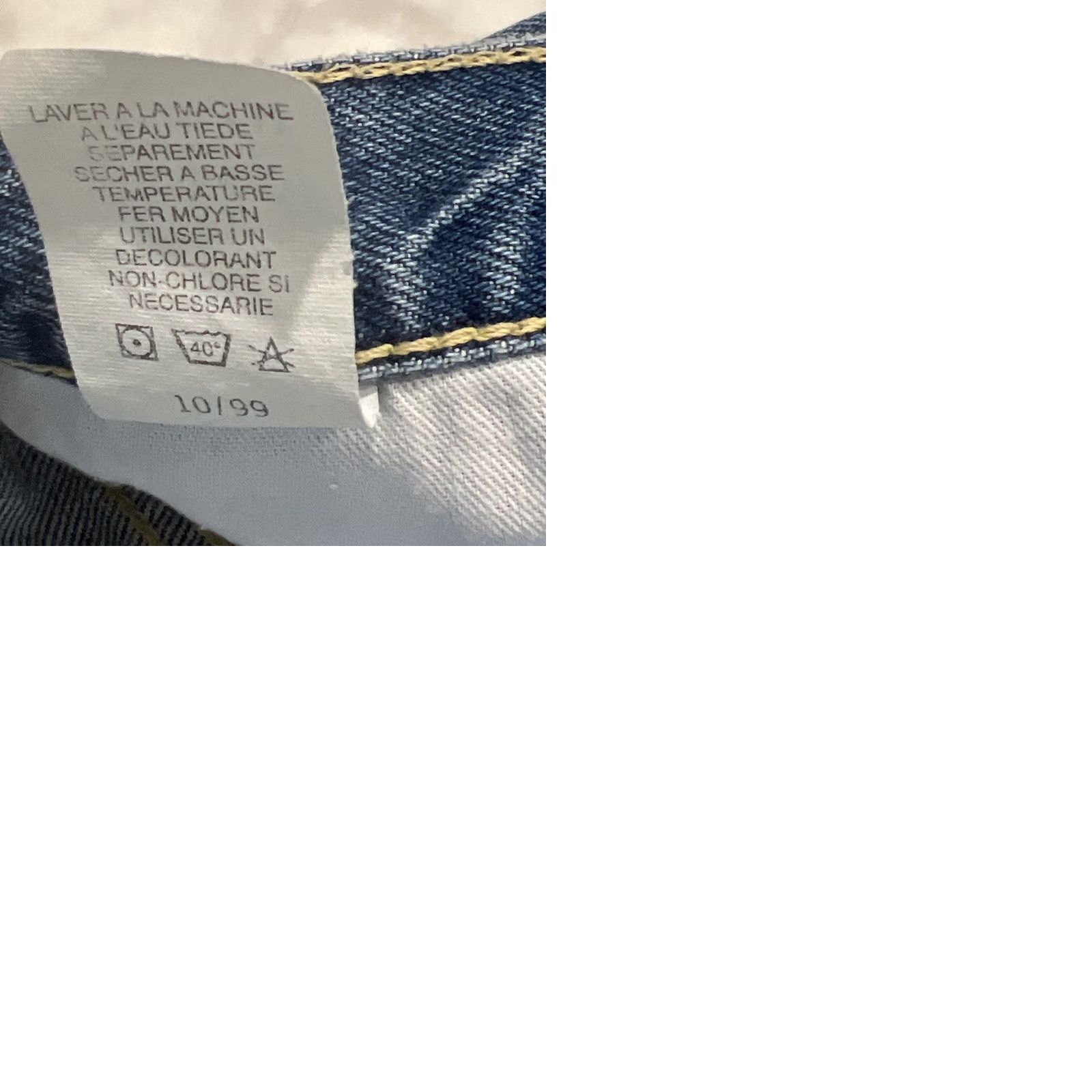Tommy Hilfiger Vintage Tommy Hilfiger Jeans Womens 1/32 Waist 24 Inseam 31 Classic Fit Blue - 90s Style Size 42" / US 20 - 10 Thumbnail