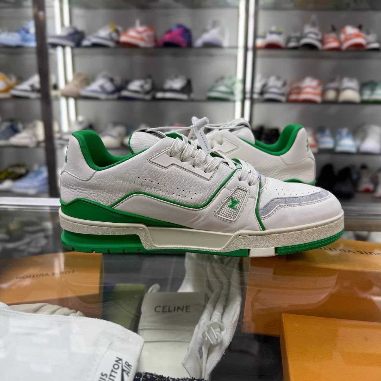 Louis Vuitton LV TRAINER white/green UK8 42 Size US 9 / EU 42 - 4 Thumbnail