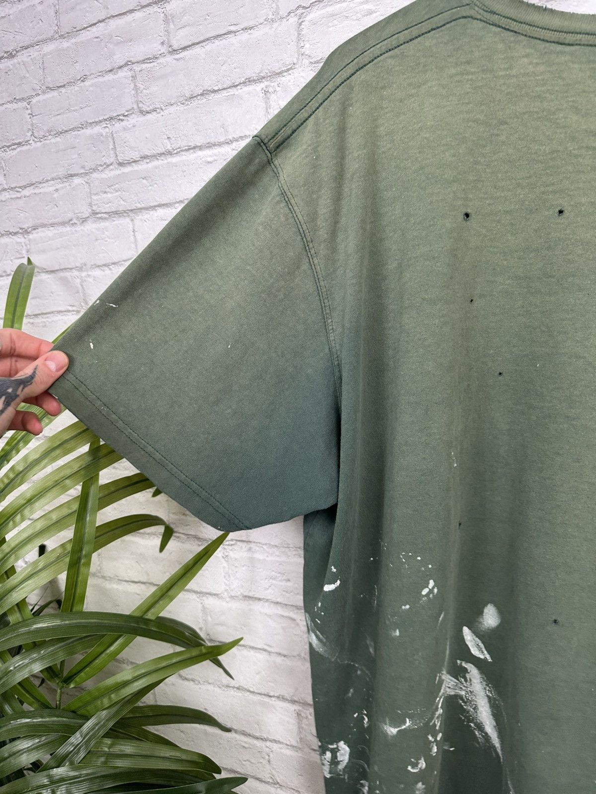 Carhartt (2XL) SICK PAINT THRASHED Carhartt Ghost Pocket Tee Size US XXL / EU 58 / 5 - 13 Thumbnail