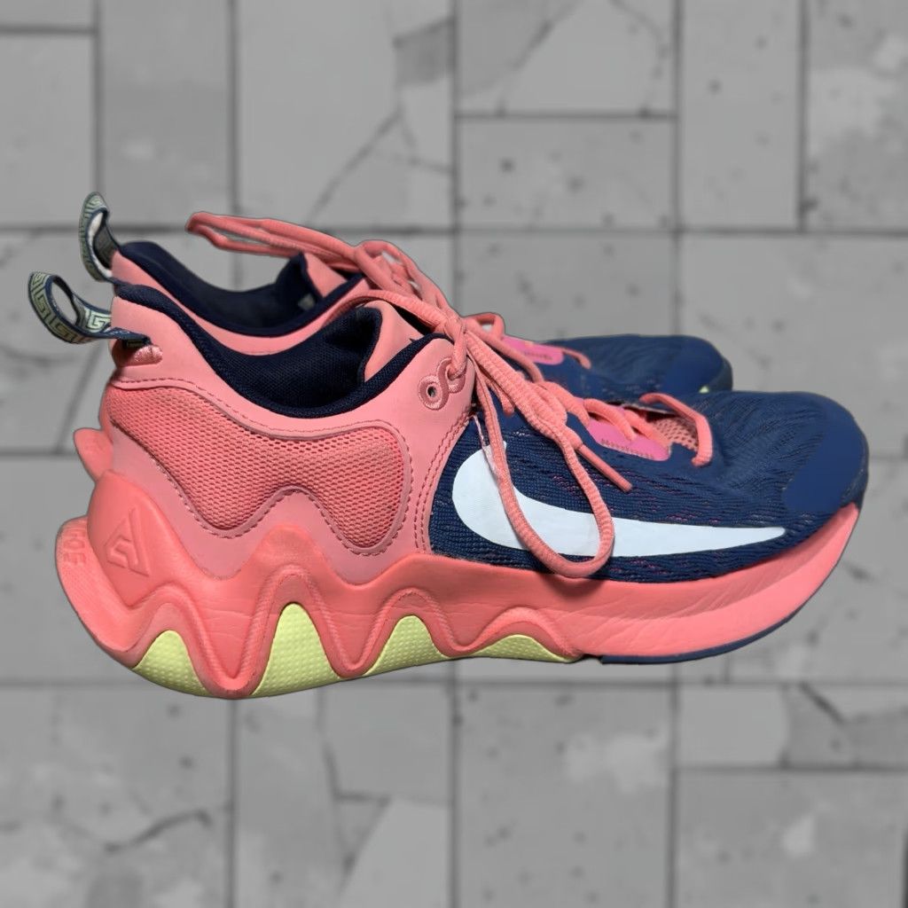 Nike Nike Giannis Immortality Sneakers Mens 8.5 Pink Basketball Nike Giannis Immortality Sneakers Mens 8.5 Pink Basketball Size US 9 / EU 42 - 1 Thumbnail