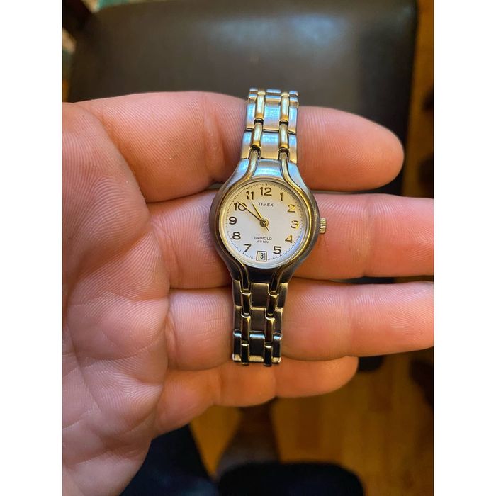 Timex indiglo on sale wr 50m price