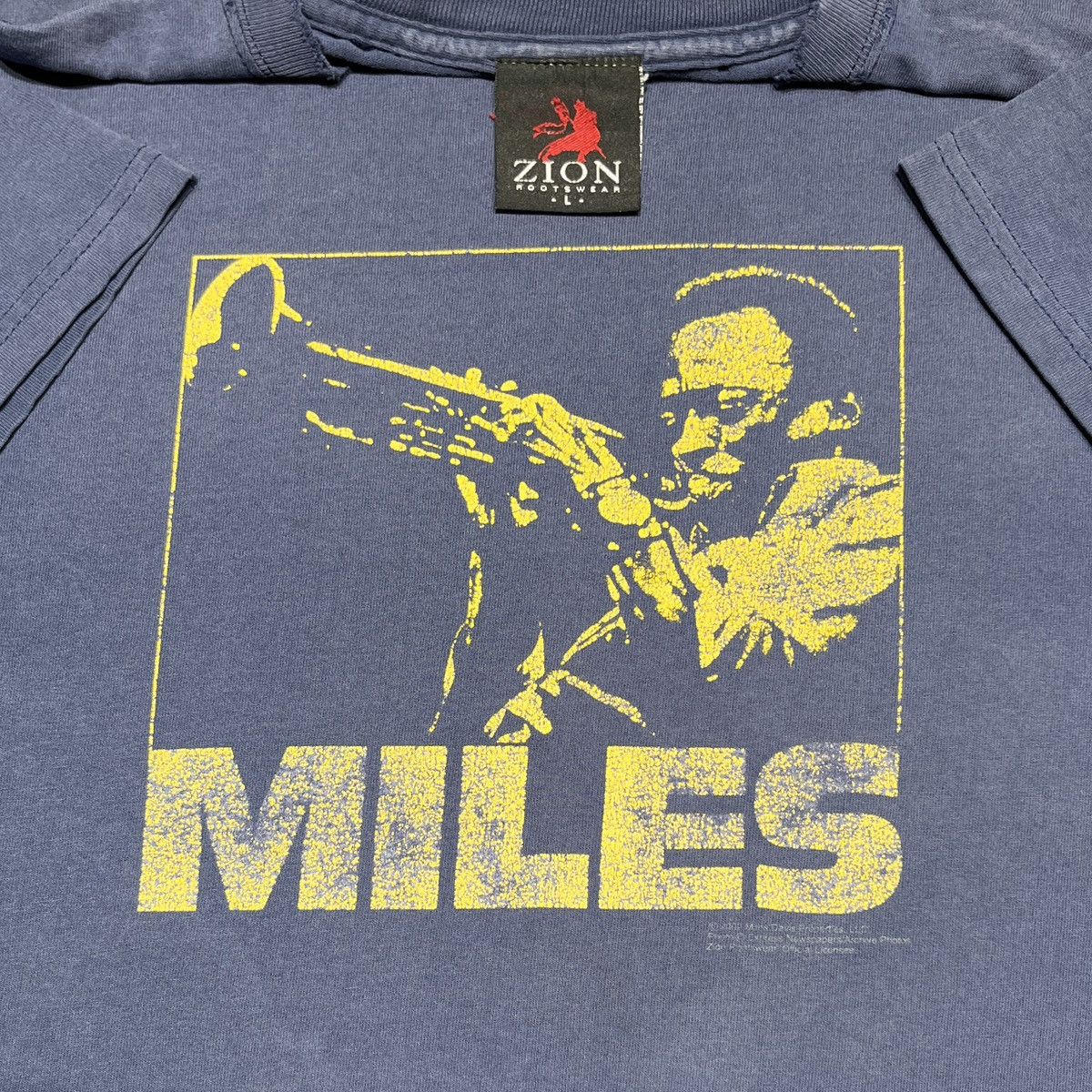 Vintage 00’s Distressed Miles Davis Size US L / EU 52-54 / 3 - 1 Thumbnail