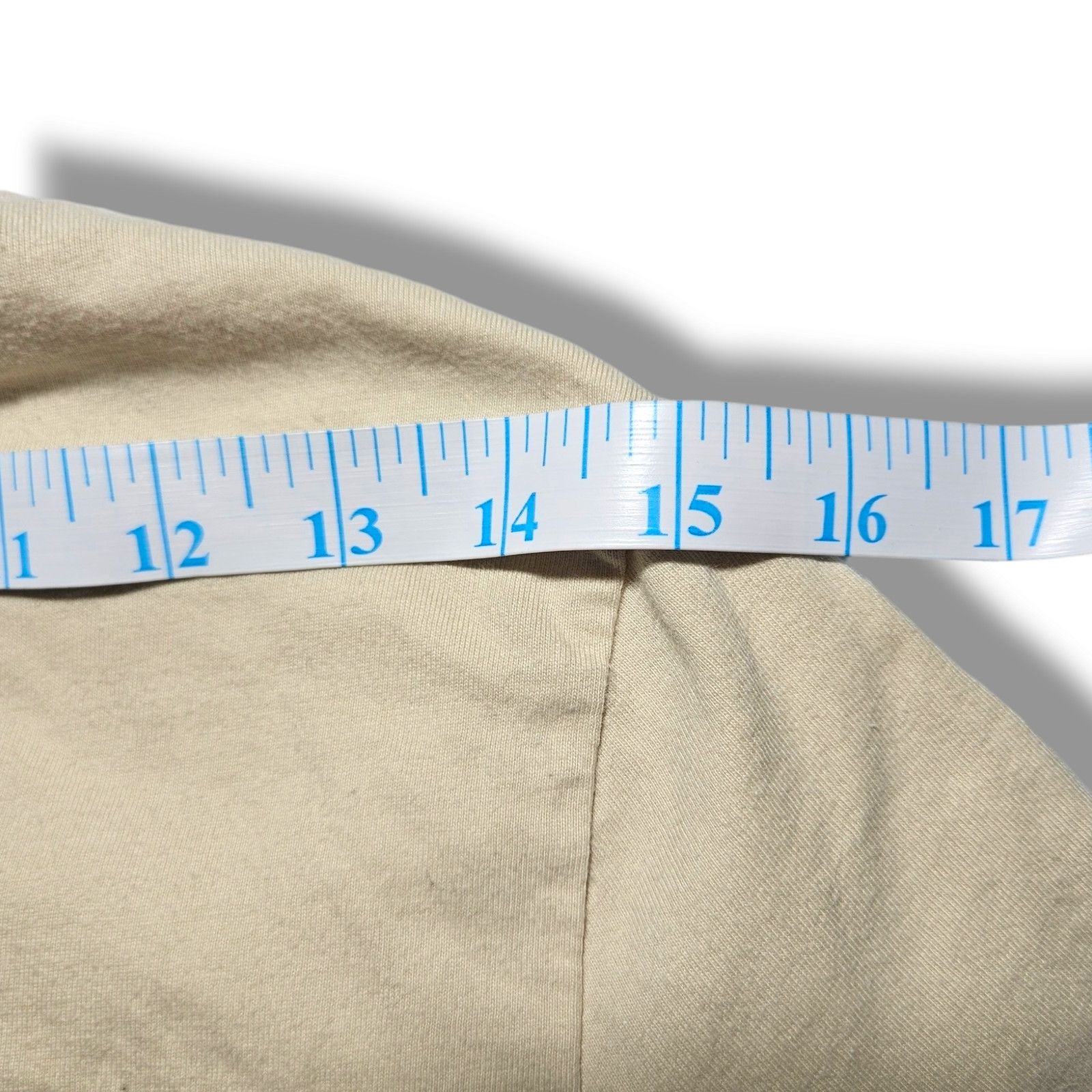 Levi's EUC Levi's Classic Brand Logo Graphic T-Shirt Sz. M Tan Size M / US 6-8 / IT 42-44 - 8 Thumbnail