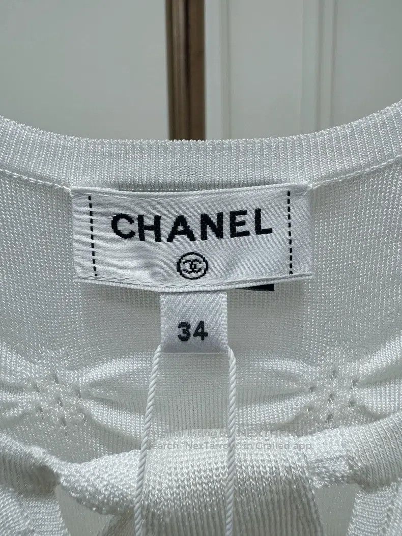 Chanel Chanel Preview Series White Diamond Rhinestone Logo Dress Size XXS / US 00 / IT 34 - 4 Thumbnail