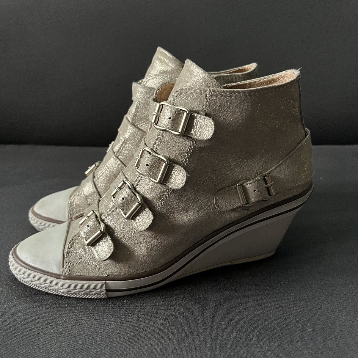 ASH Ash Genial Wedge Gold Glitter Isabel Marant Bekett Style Size US 6 / IT 36 - 3 Thumbnail