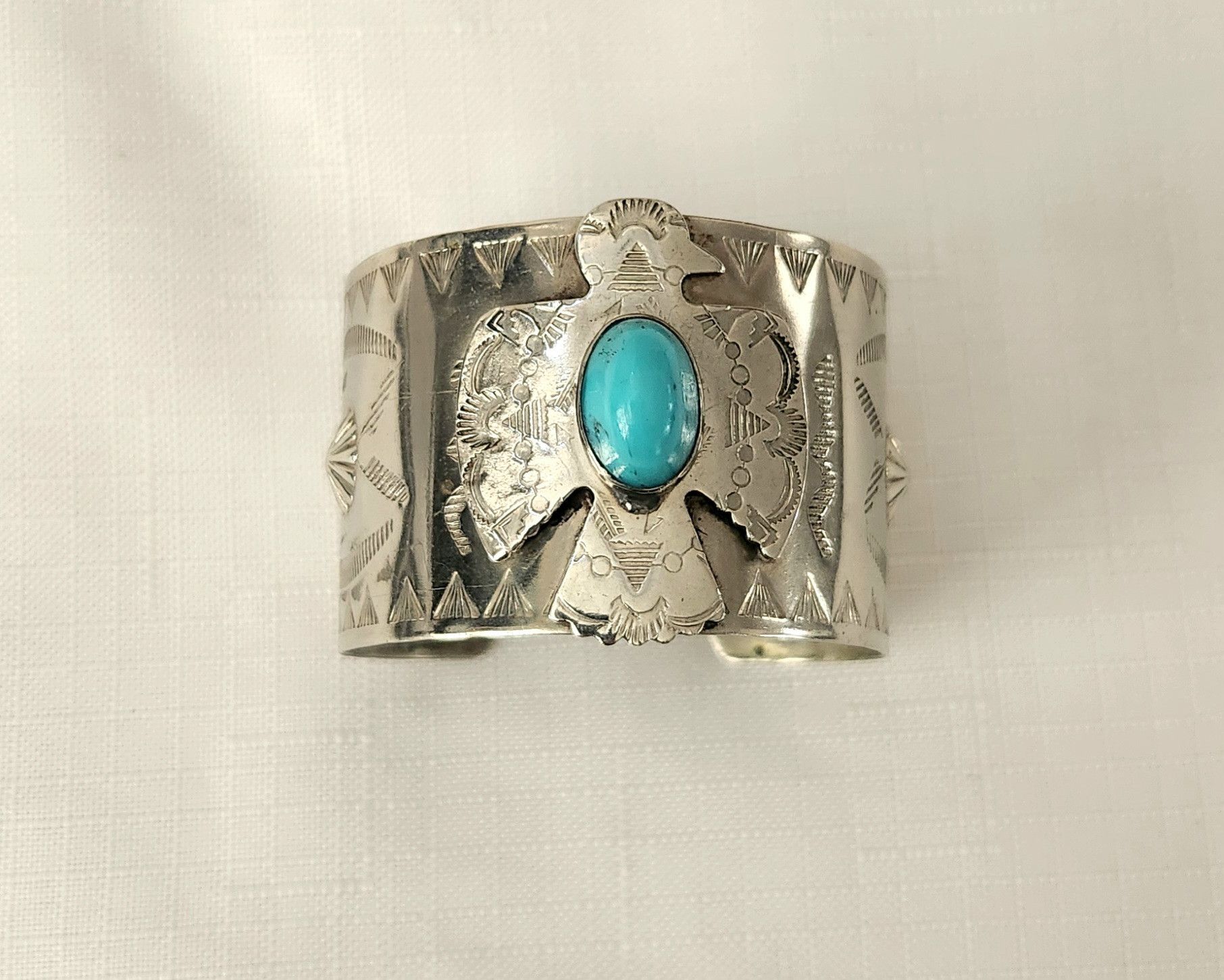 Other Native American Silver color Faux Turquoise Cuff Bracelet Size ONE SIZE - 1 Thumbnail