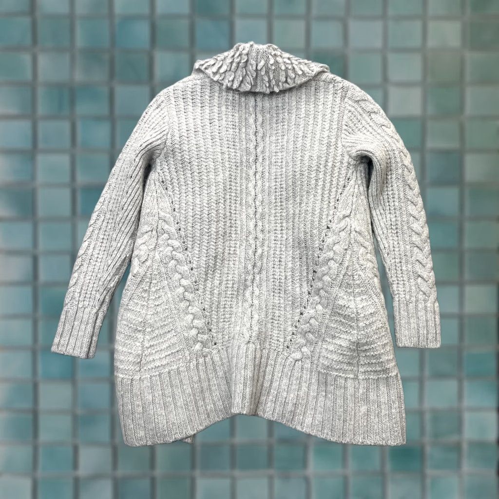 Banana Republic Banana Republic Sweater Womens XS Gray Cardigan Cable Knit Open Front V-Neck Long Sleeve Winter Autumn Casual Travel Pockets Size XS / US 0-2 / IT 36-38 - 1 Thumbnail