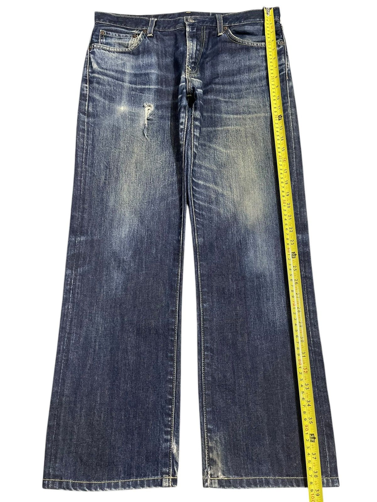 Uniqlo Vintage Japanese Uniqlo Blue Faded Wash Style Loose Jeans Size US 34 / EU 50 - 12 Thumbnail