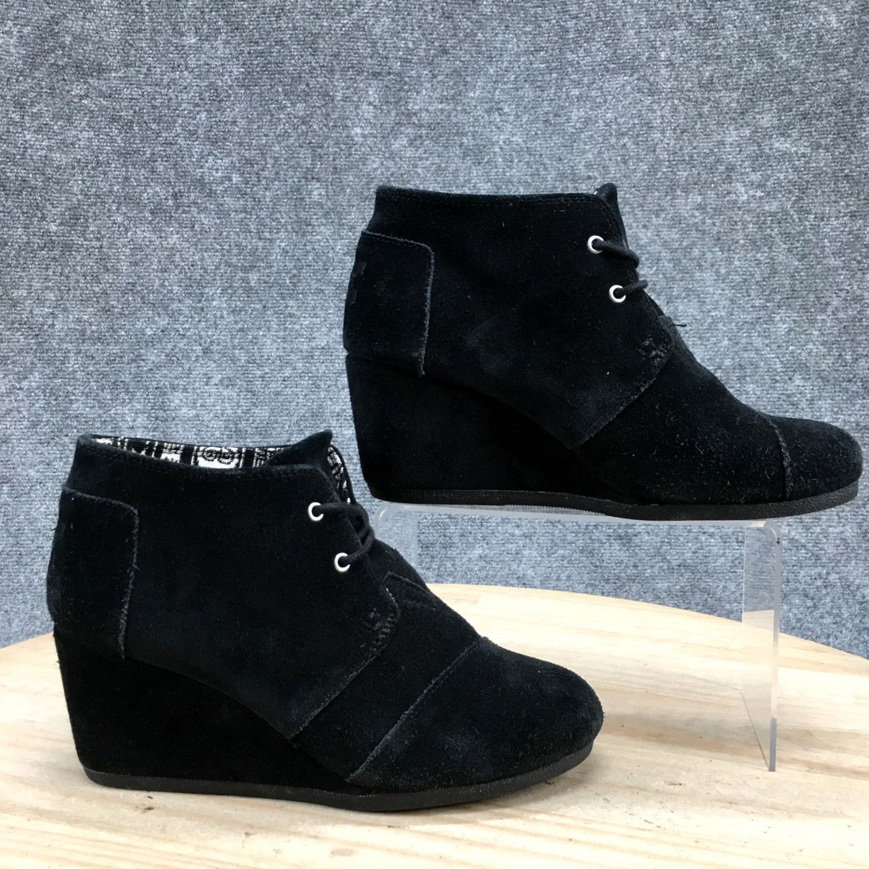 Toms TOMS Boots Womens 7.5 Desert Wedge Ankle Bootie Black Suede Lace Up Bootie Size US 8 / IT 38 - 2 Thumbnail