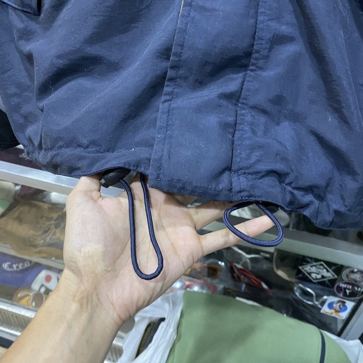 Tommy Hilfiger Vintage 90s Tommy Hilfiger Sailing Gear Hooded Jacket Size US L / EU 52-54 / 3 - 6 Thumbnail